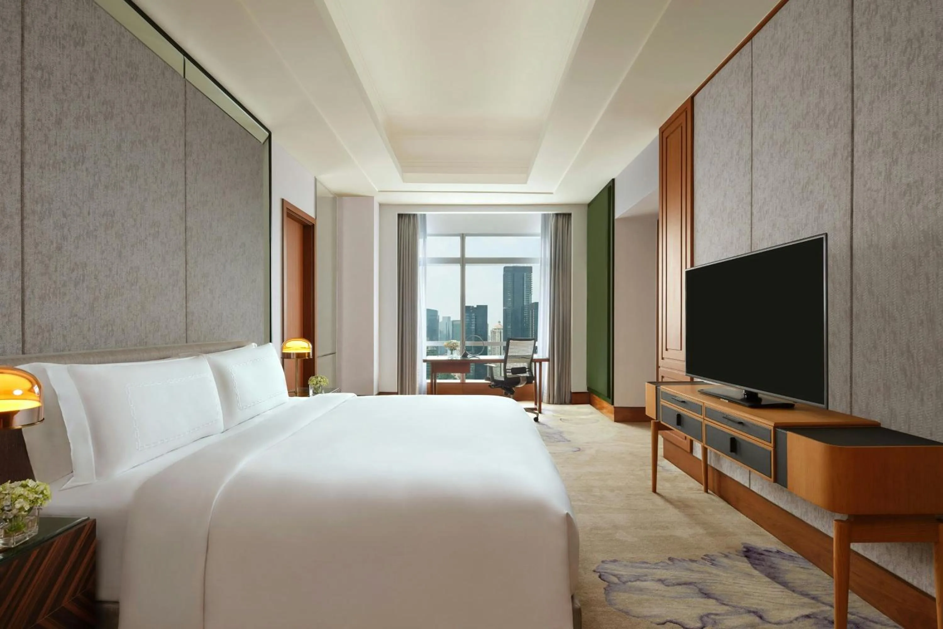 Photo of the whole room, Bed in The Ritz-Carlton Jakarta, Pacific Place