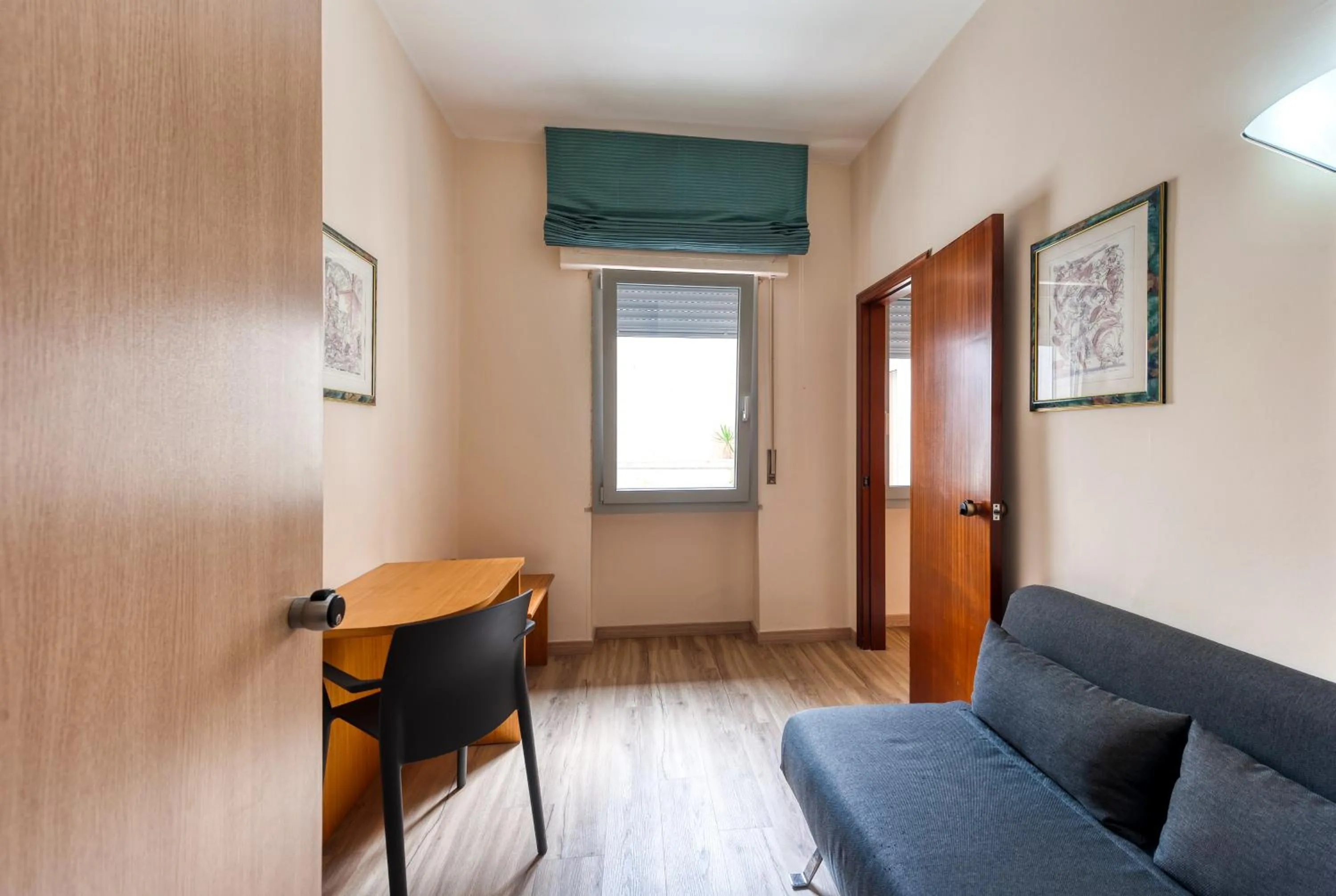 Seating area in Hotel Barsotti