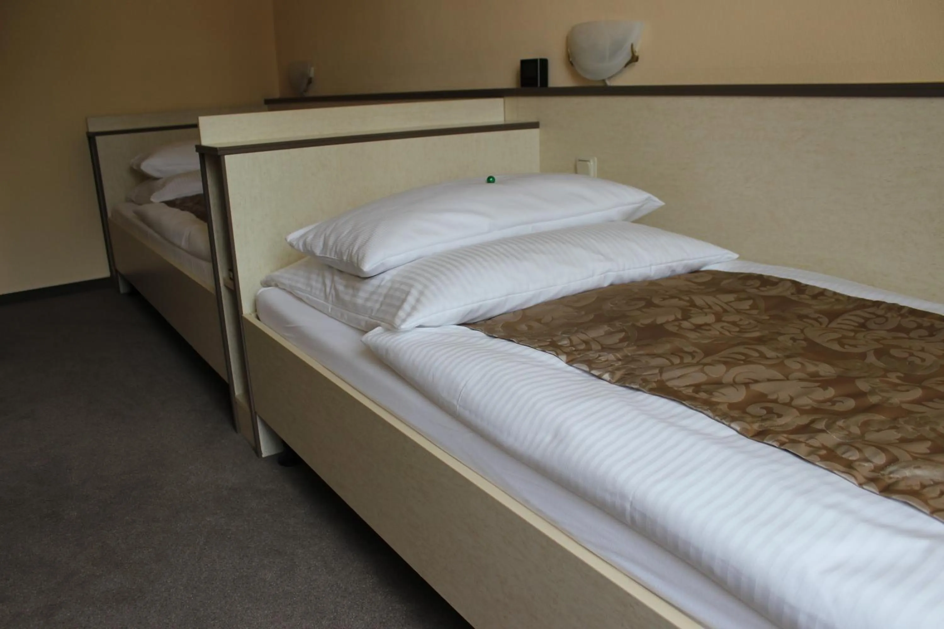 Photo of the whole room, Bed in APARTHOTEL 1A