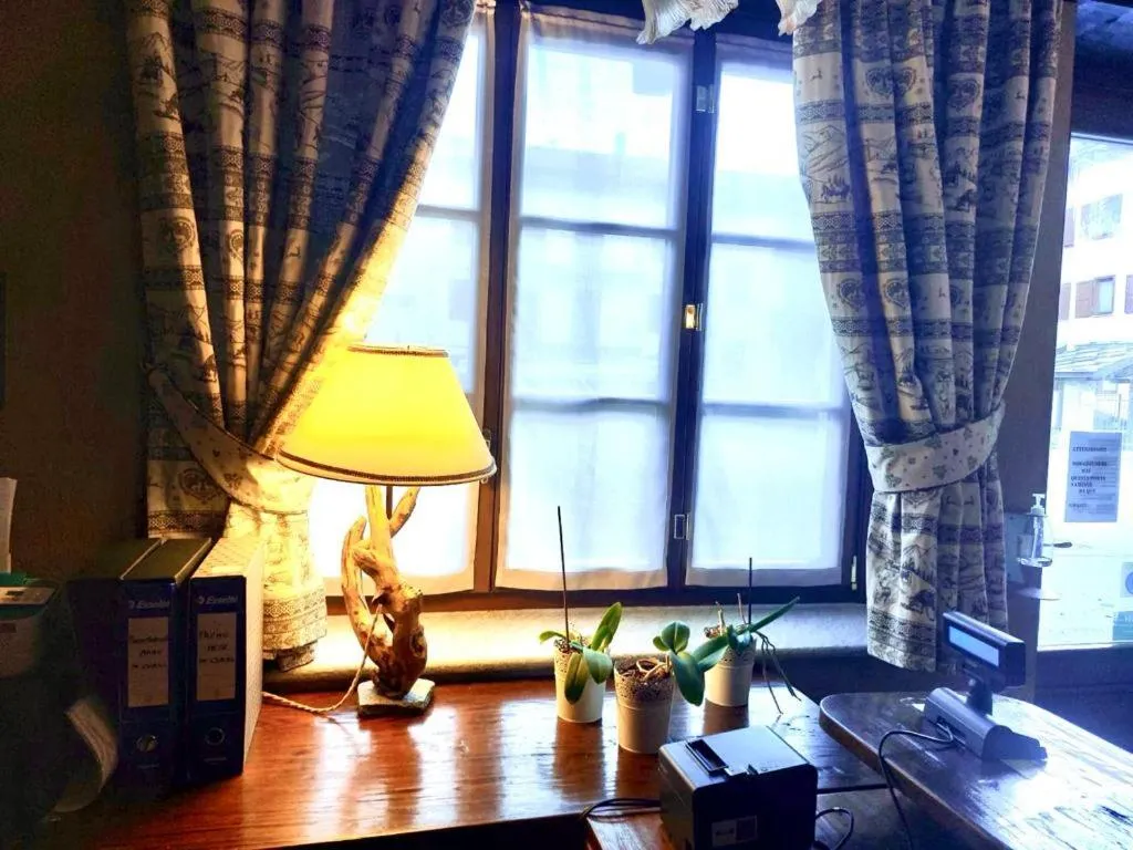 Lobby or reception in Residence Du Commerce