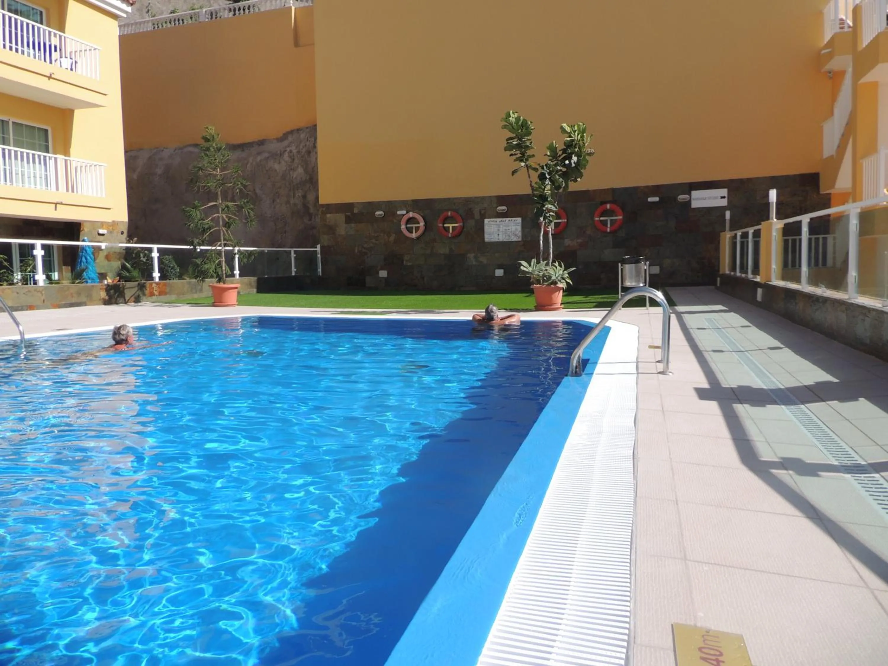 Swimming pool in Villa del Mar