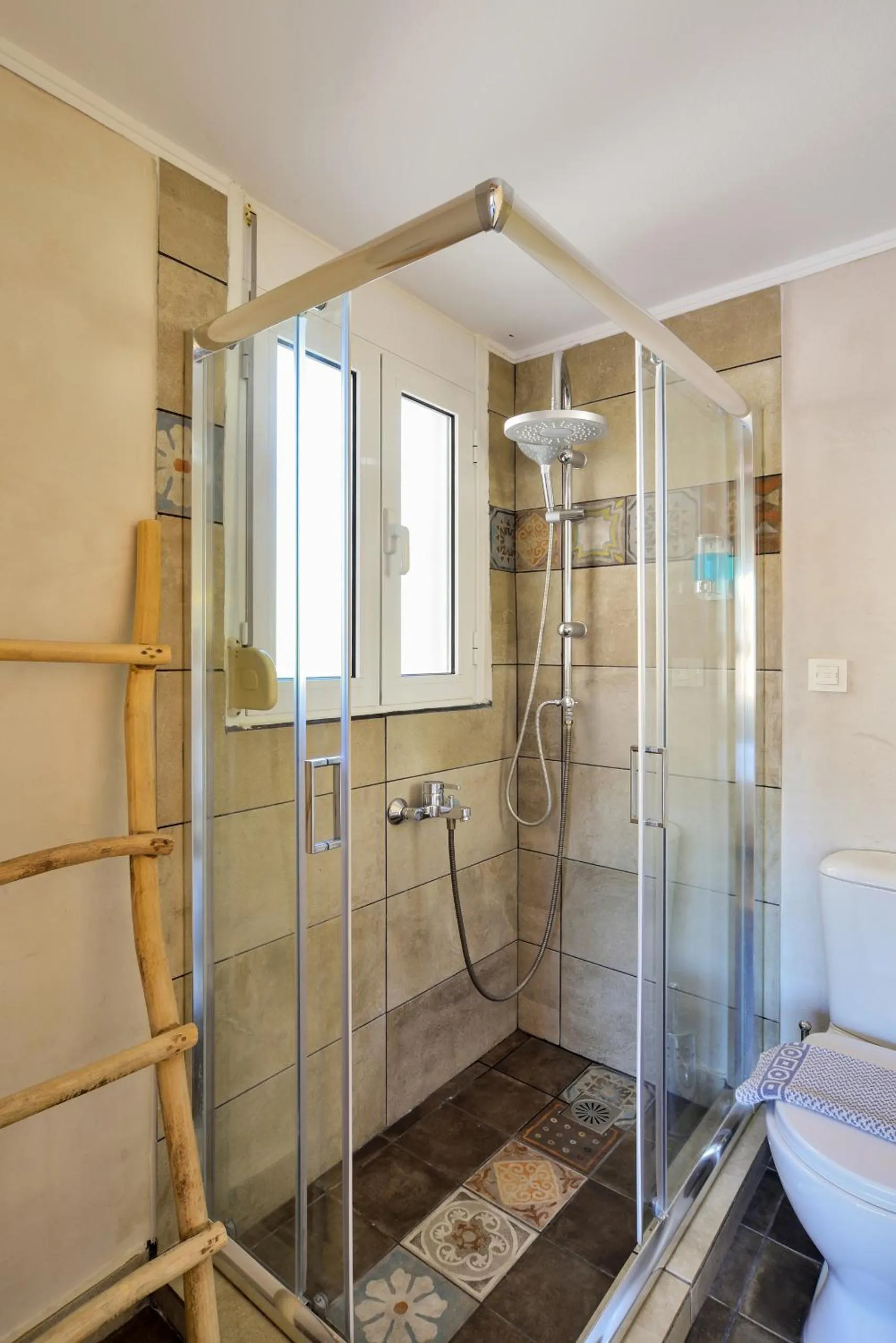 Shower in Elma's Dream Apartments & Villas