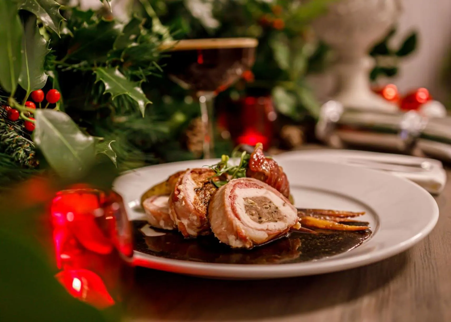 Restaurant/places to eat in Barnett Hill Hotel