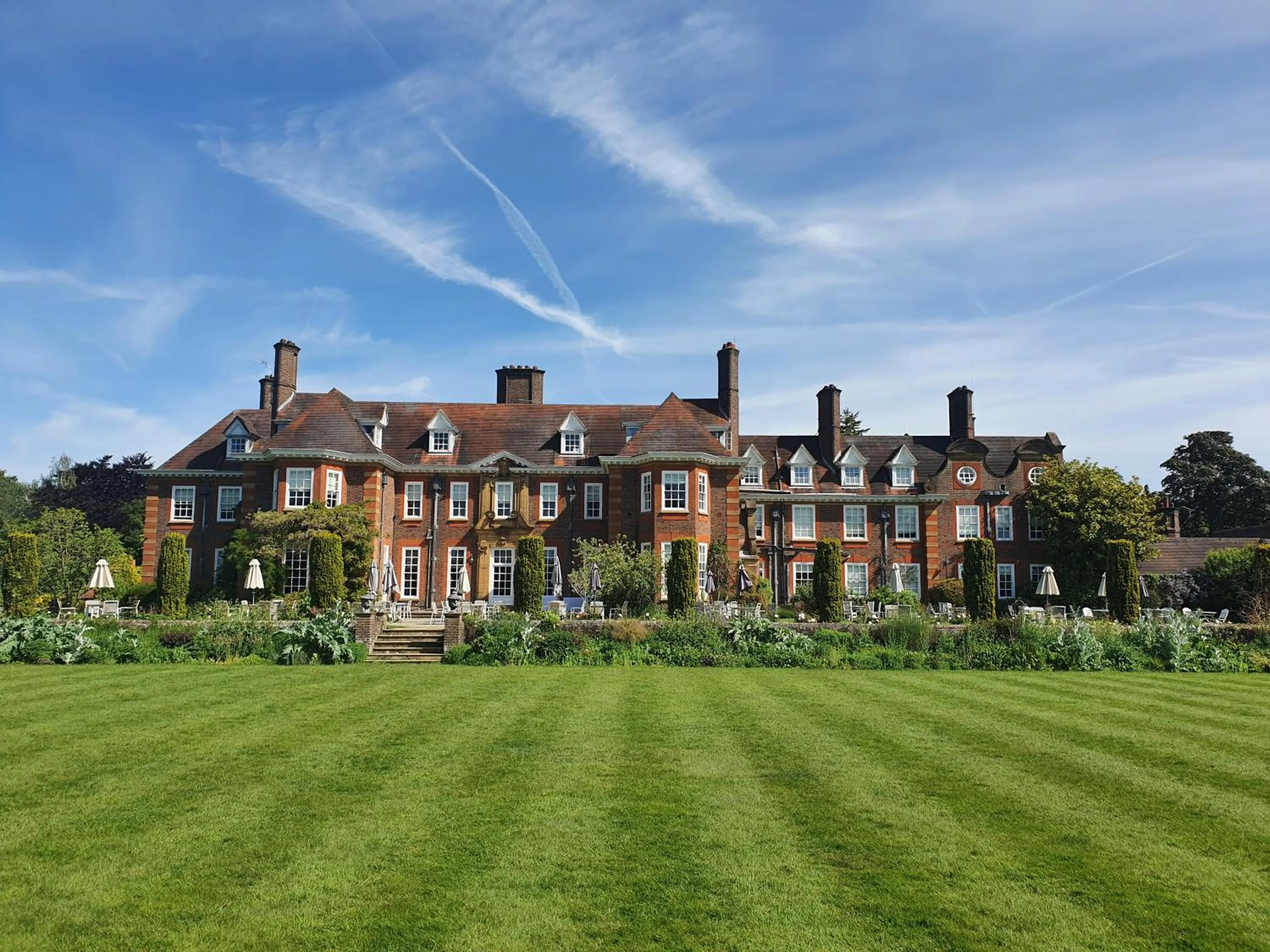 Garden in Barnett Hill Hotel