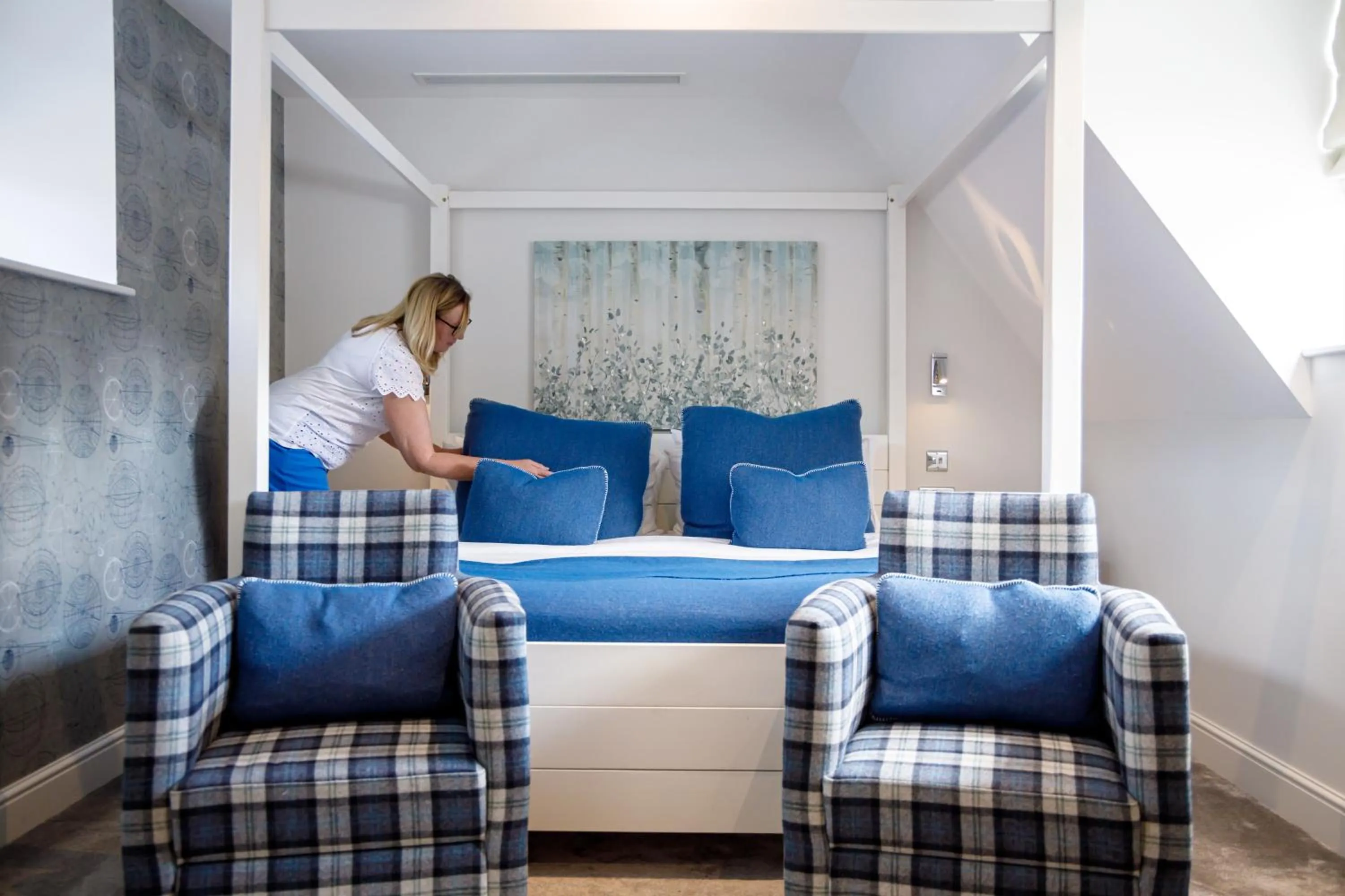 Bed in Barnett Hill Hotel