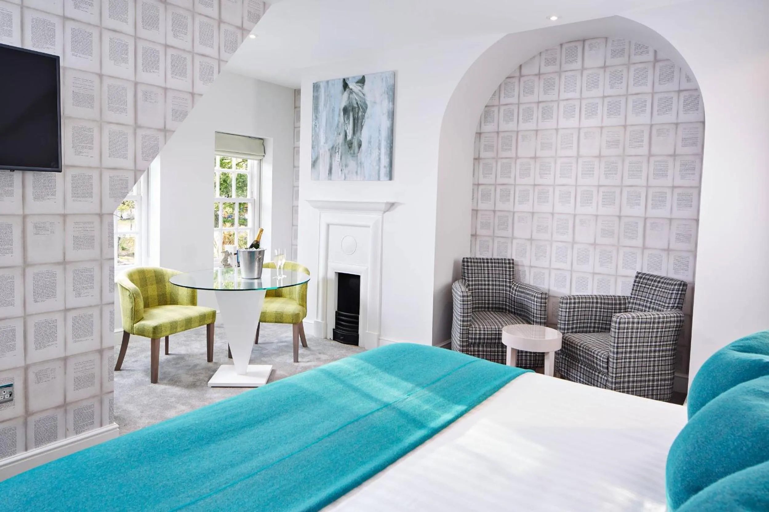 Bedroom, Bed in Barnett Hill Hotel