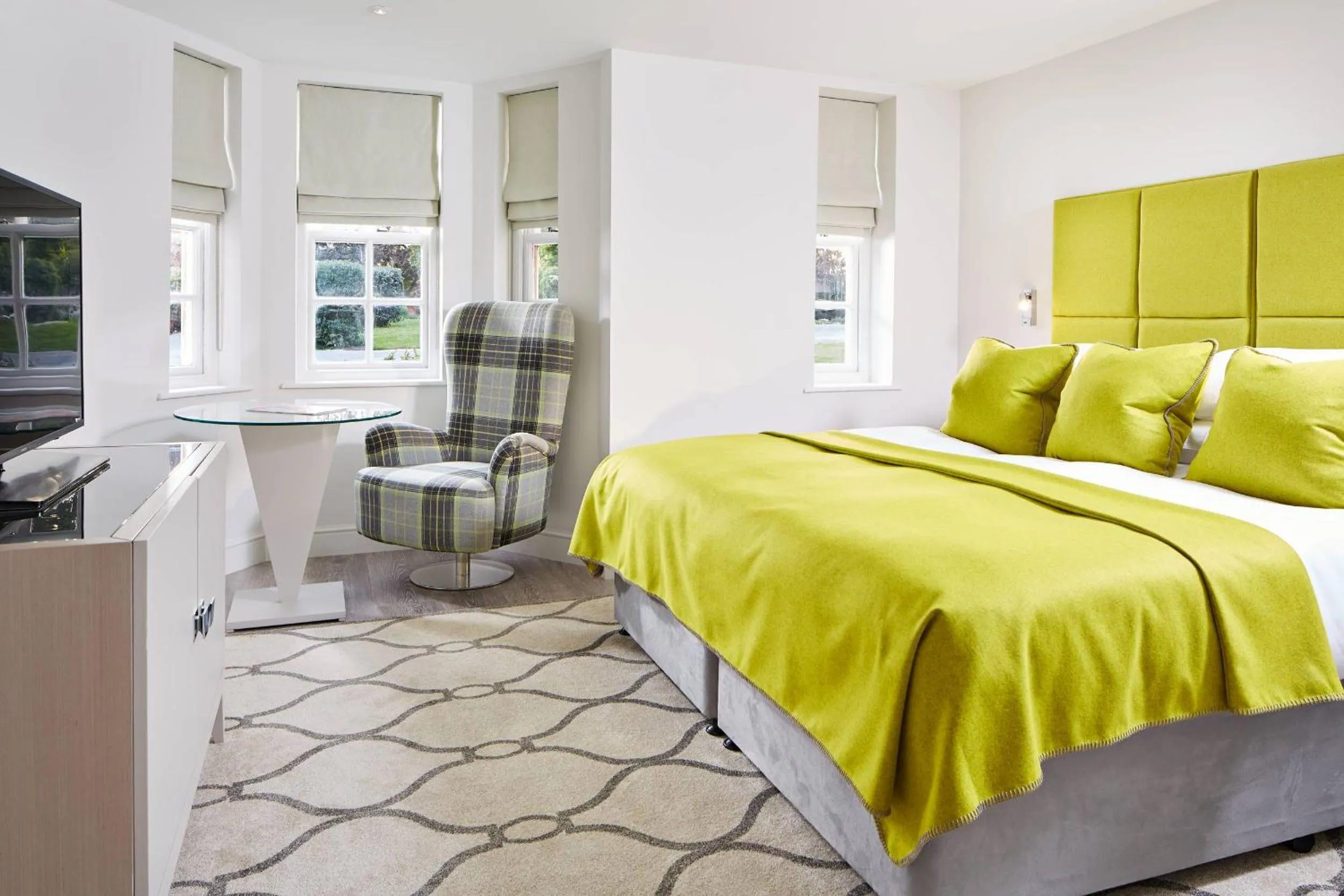 Bedroom, Bed in Barnett Hill Hotel