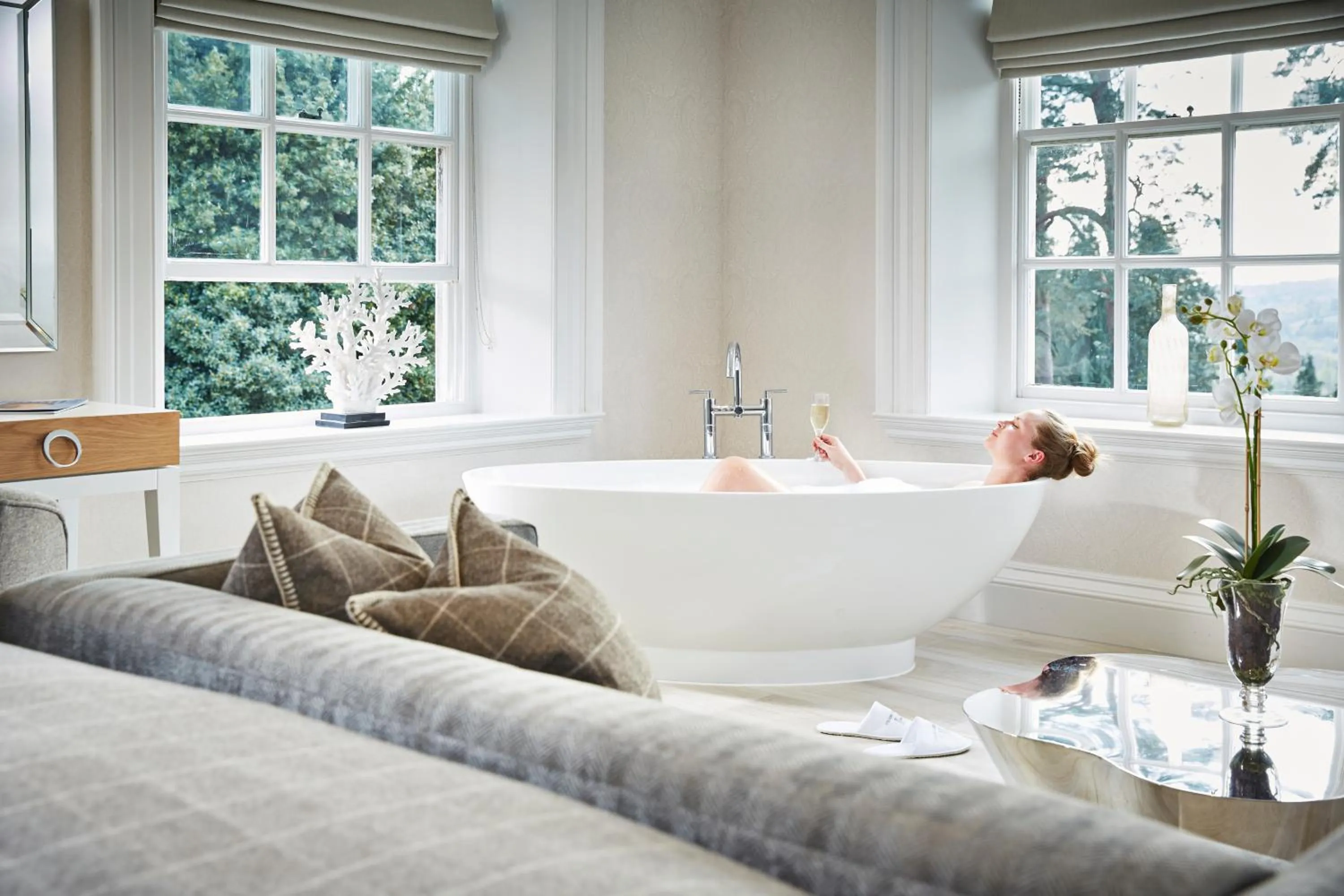 Seating area in Barnett Hill Hotel