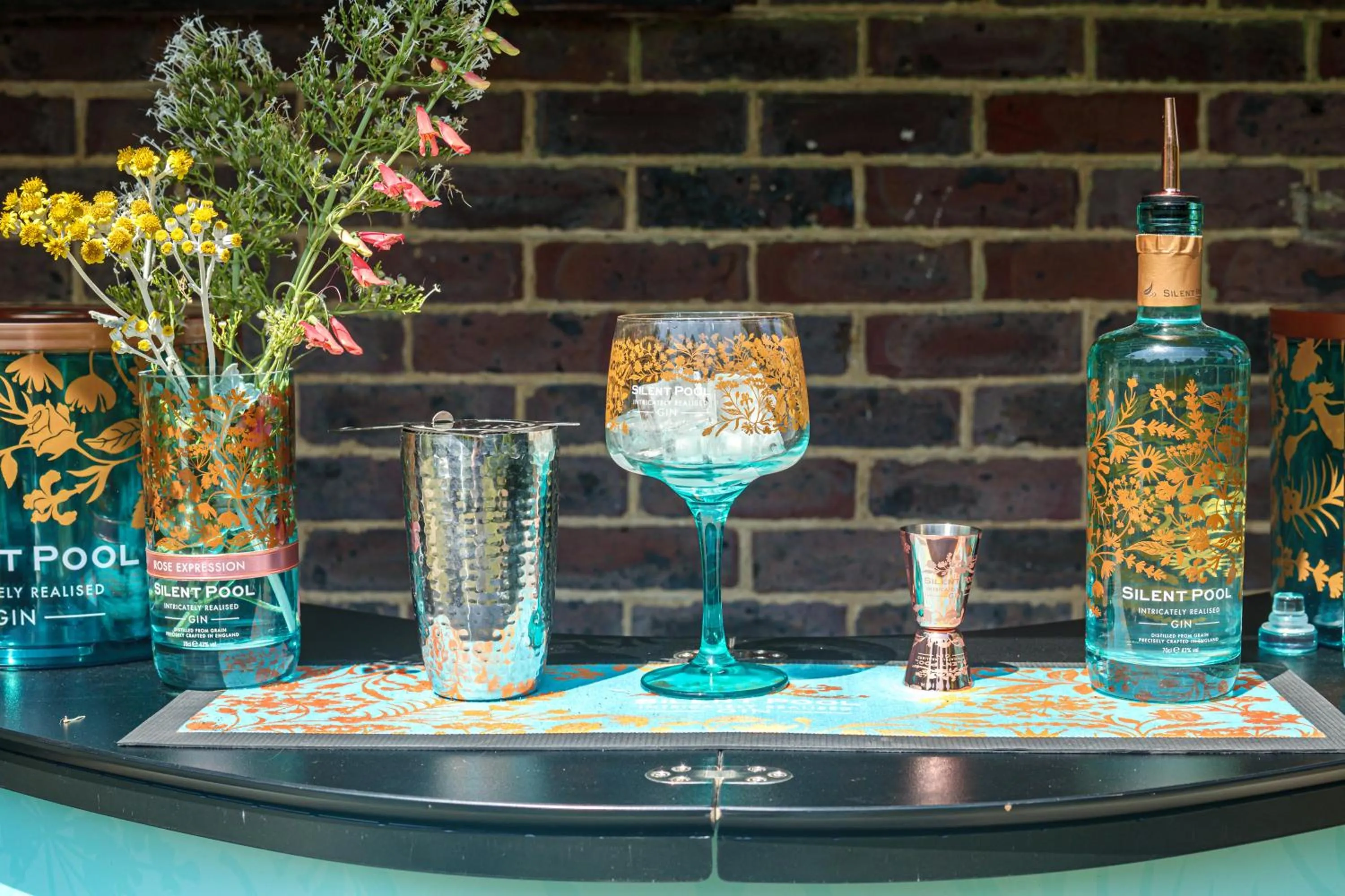 Garden in Barnett Hill Hotel