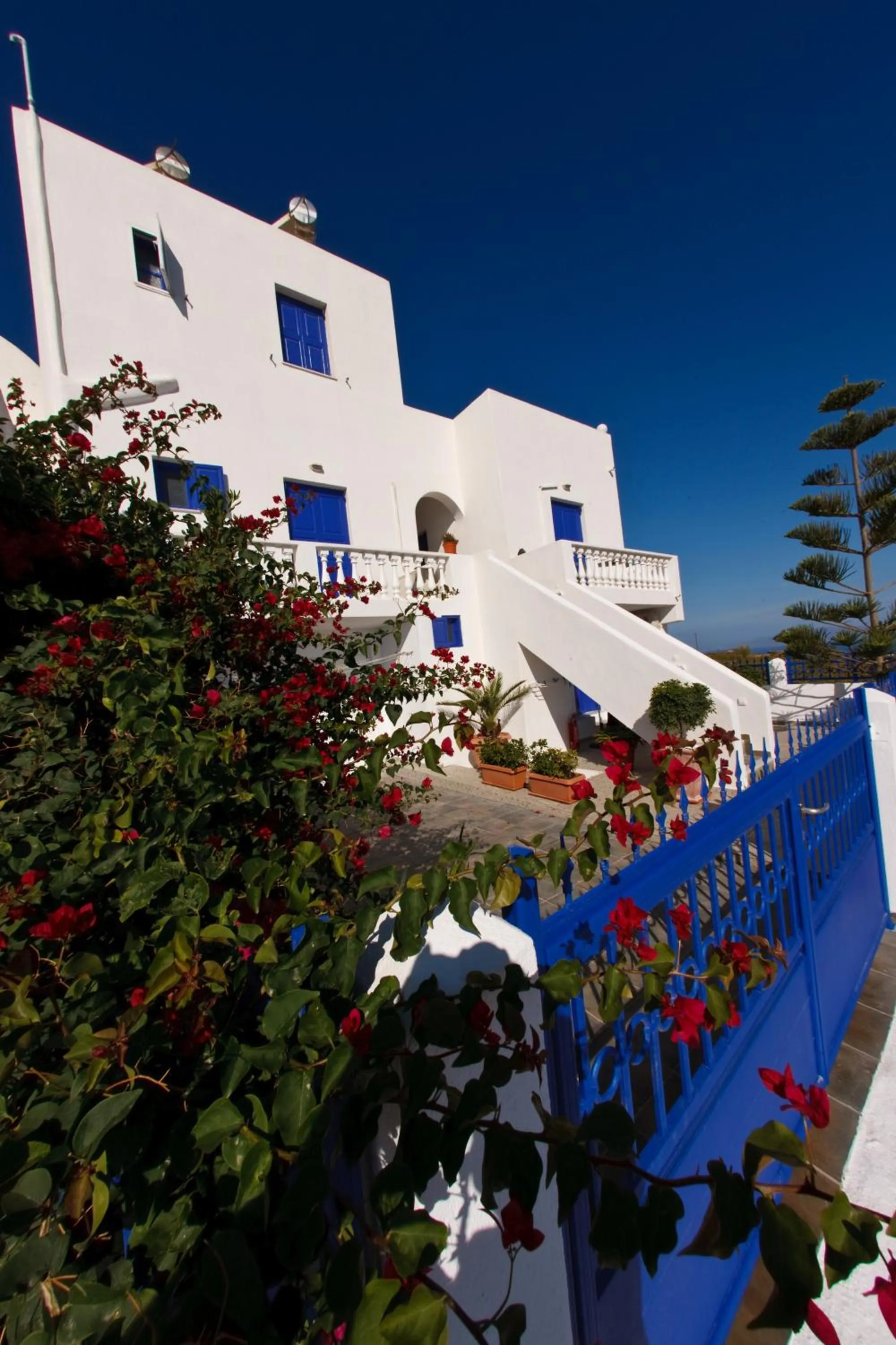 Property building in Villa Happening