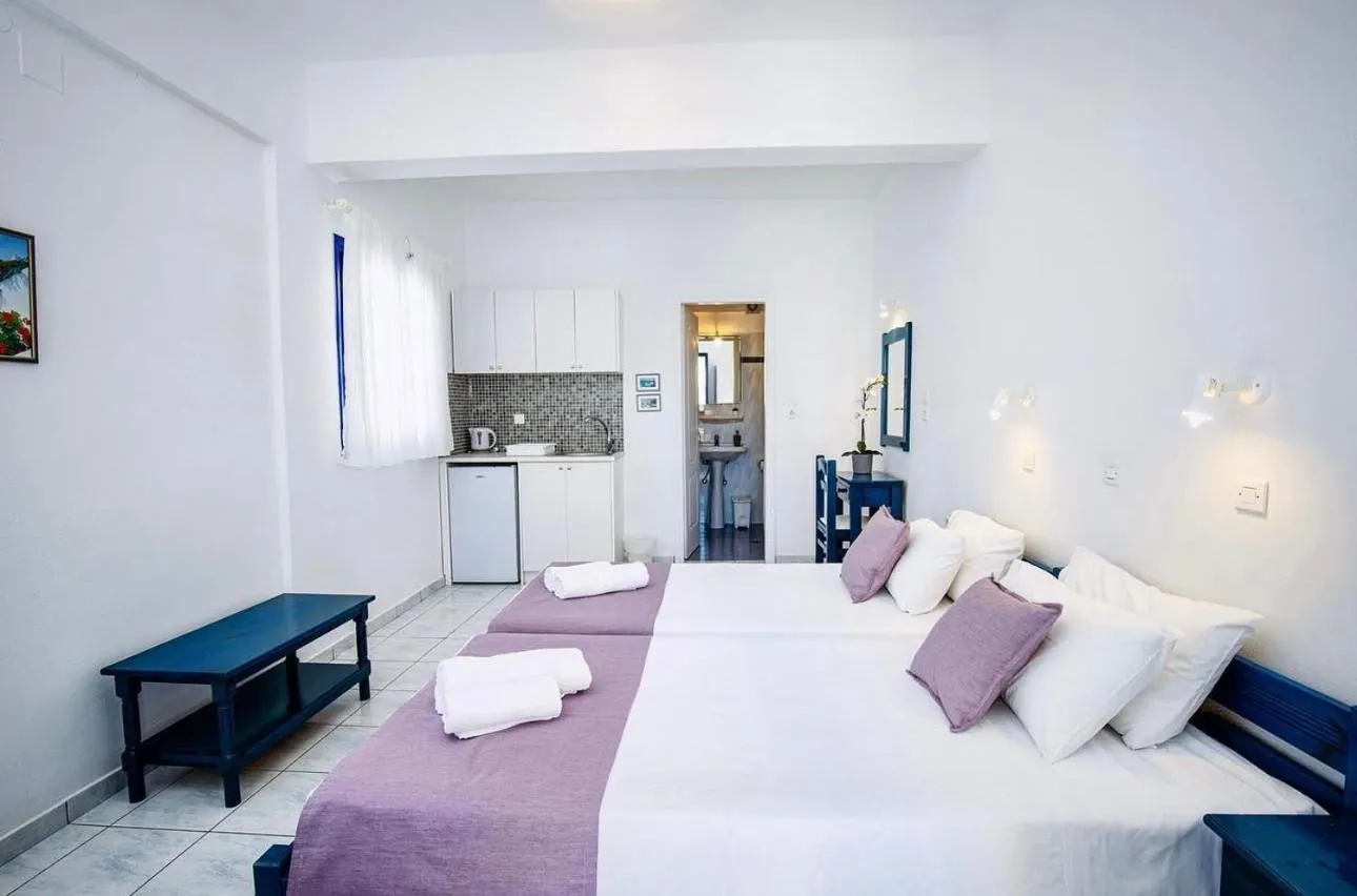 Bedroom, Bed in Villa Happening