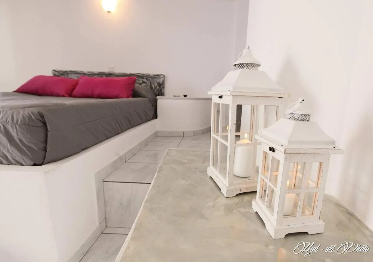 Decorative detail in Villa Happening