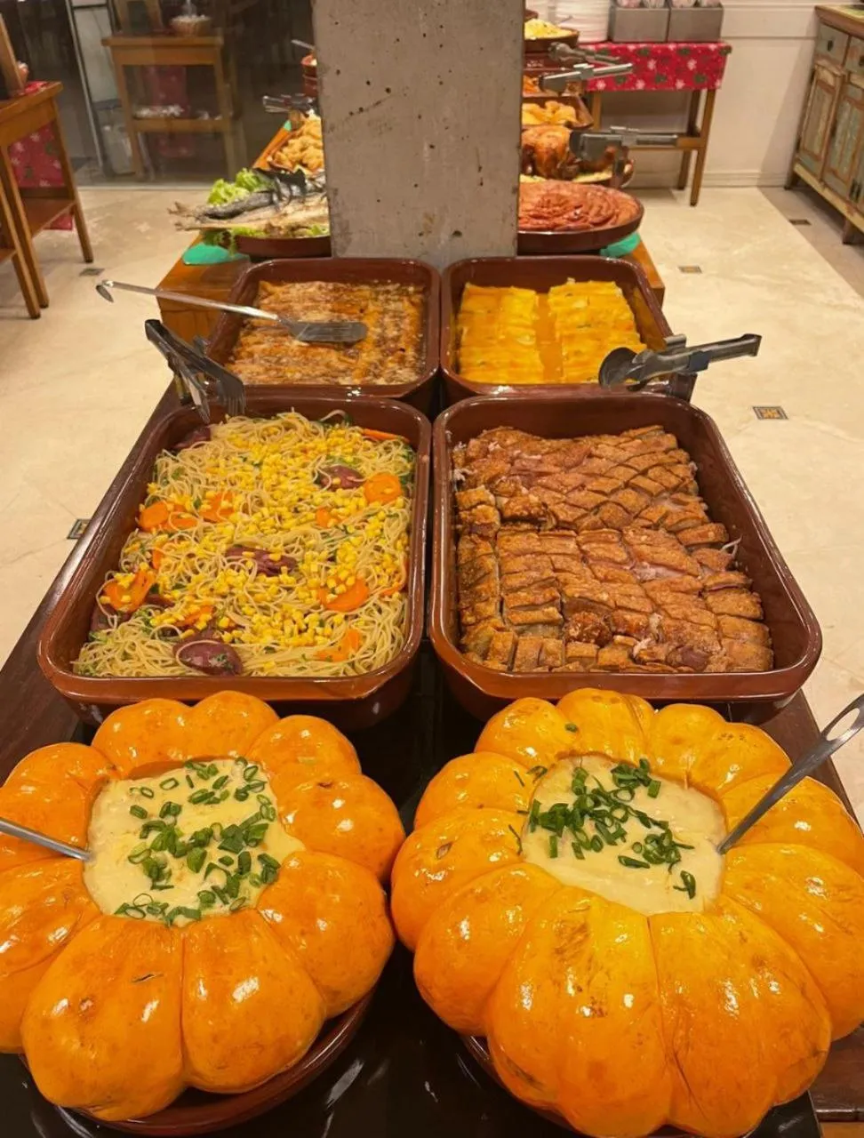 Restaurant/places to eat in Pousada Ilha Vitoria