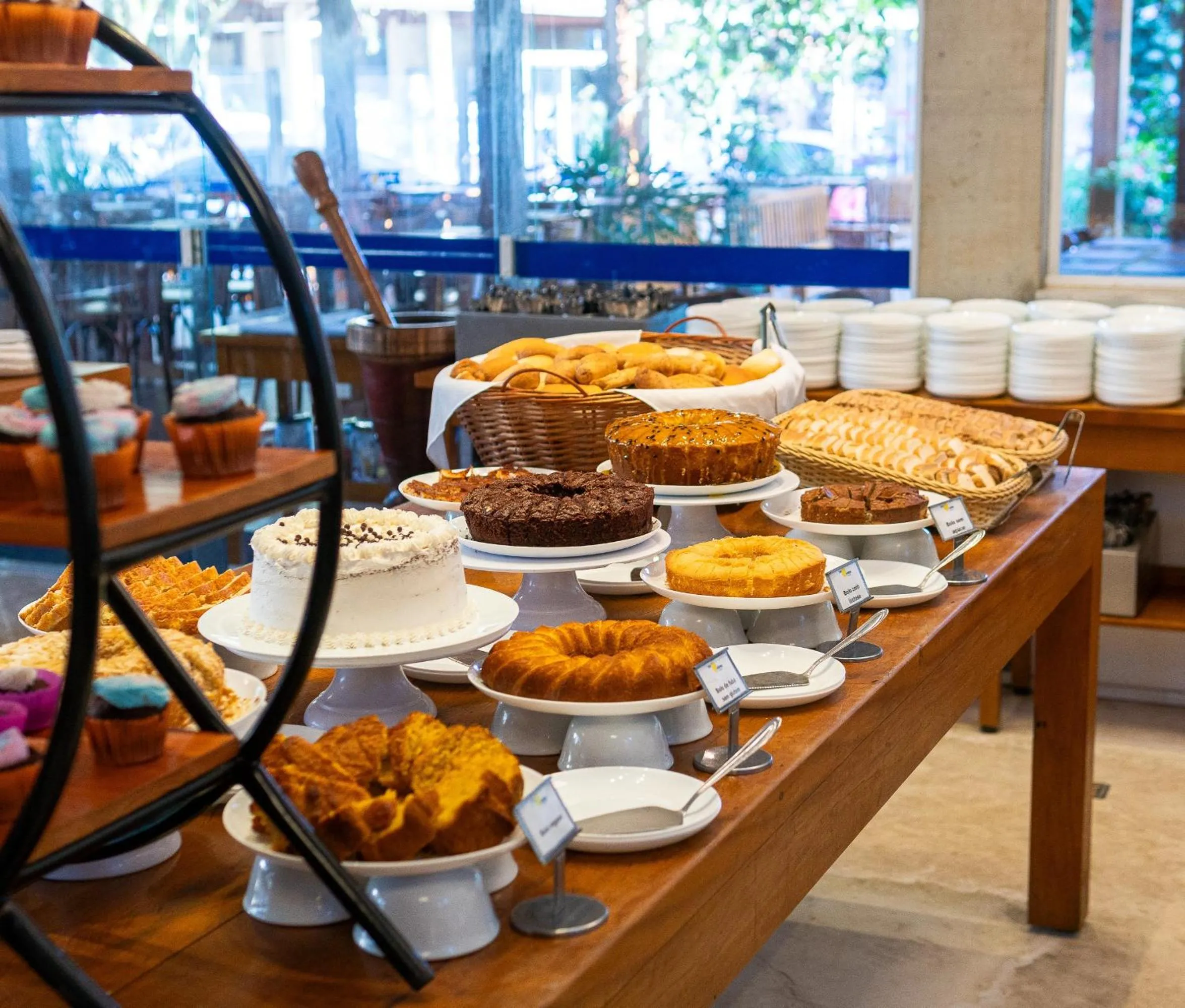 Restaurant/places to eat in Pousada Ilha Vitoria