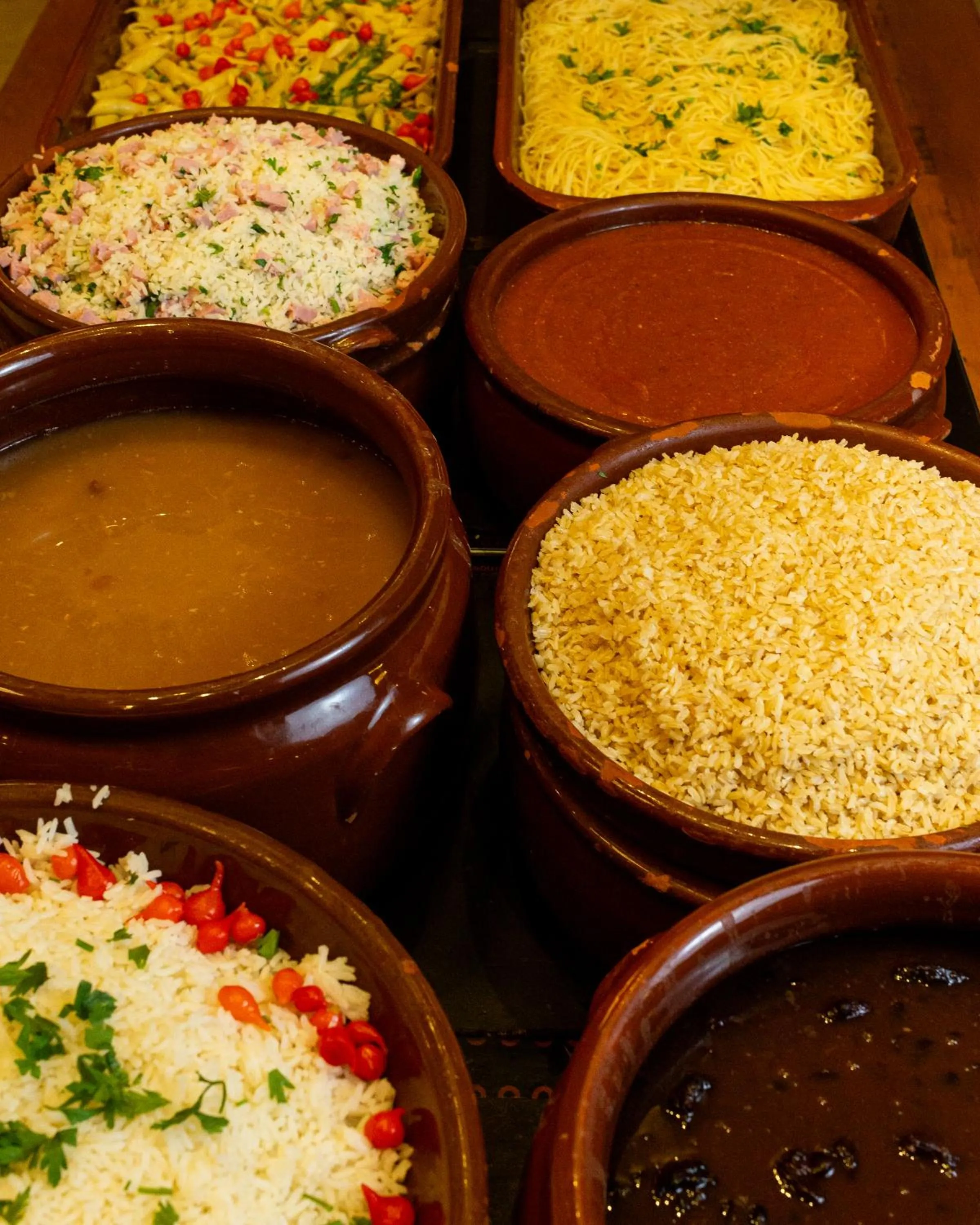 Restaurant/places to eat in Pousada Ilha Vitoria