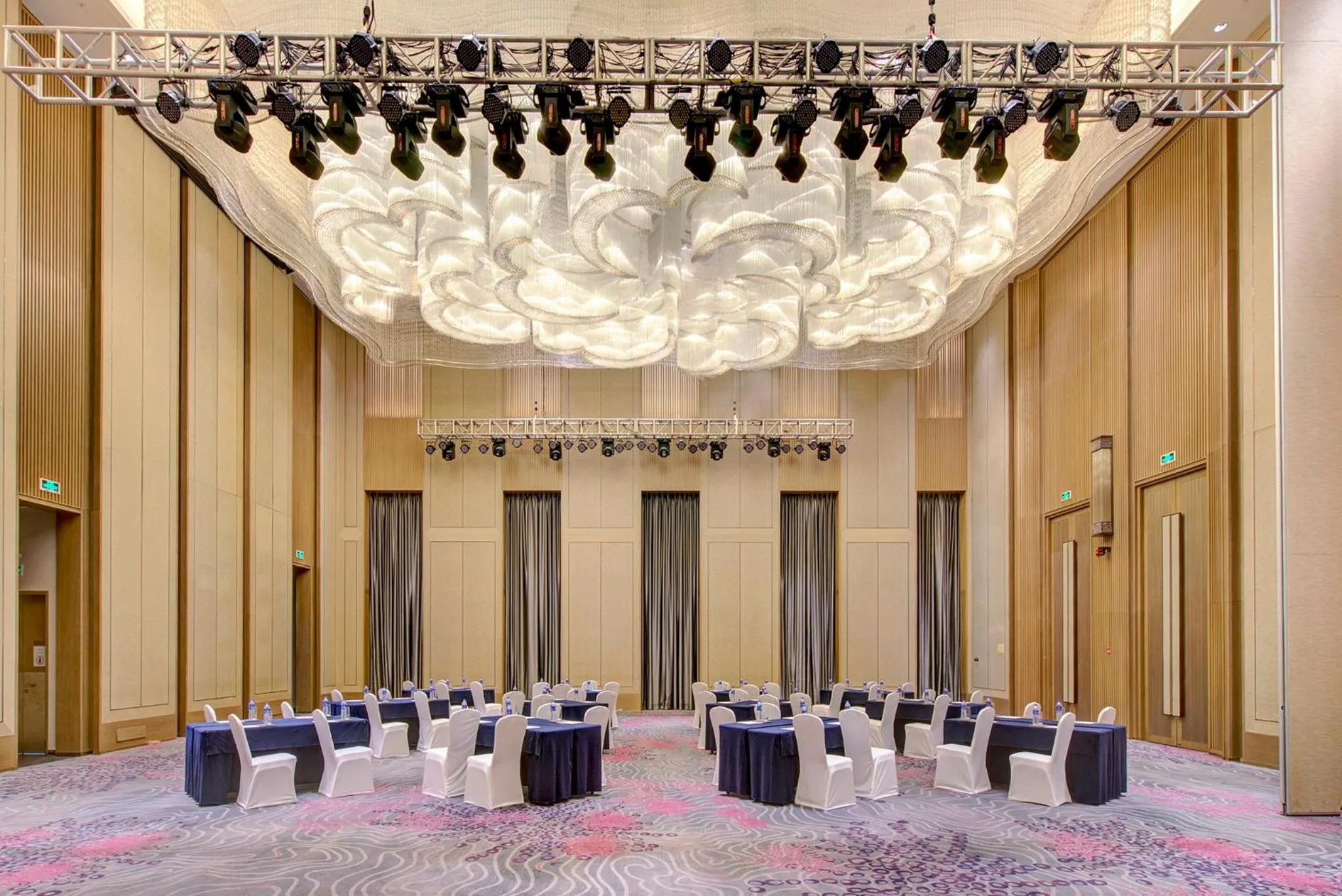 Banquet/Function facilities in Crowne Plaza Harbin Songbei by IHG
