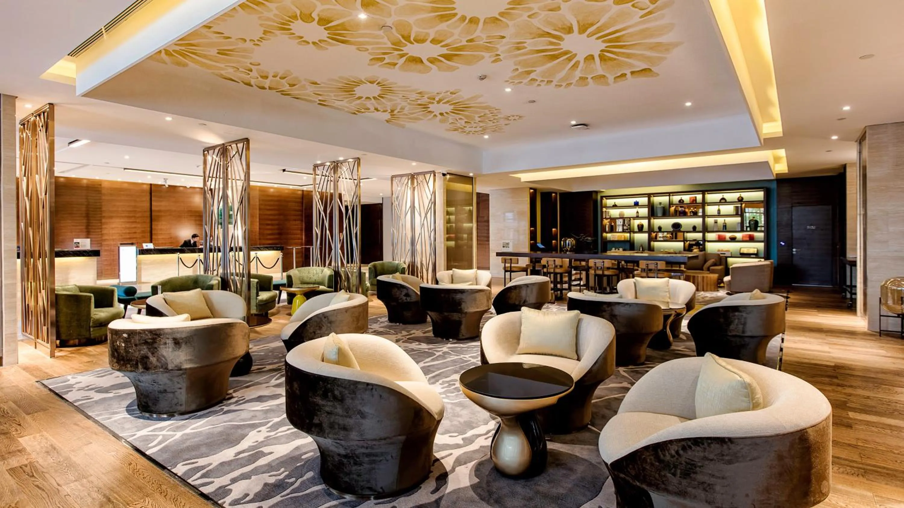 Lounge or bar in Holiday Inn Baoji Central by IHG