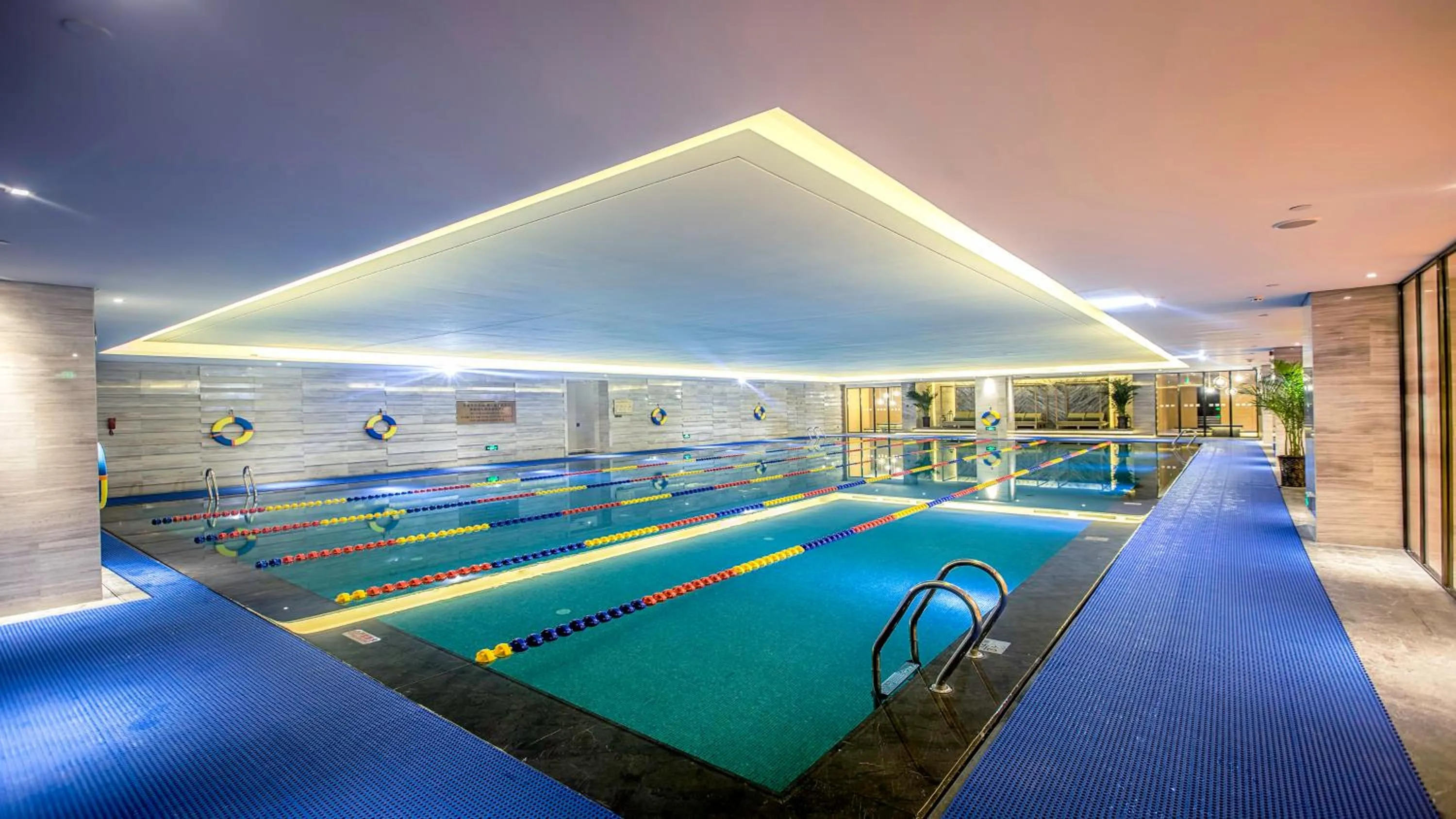 Swimming pool in Holiday Inn Baoji Central by IHG