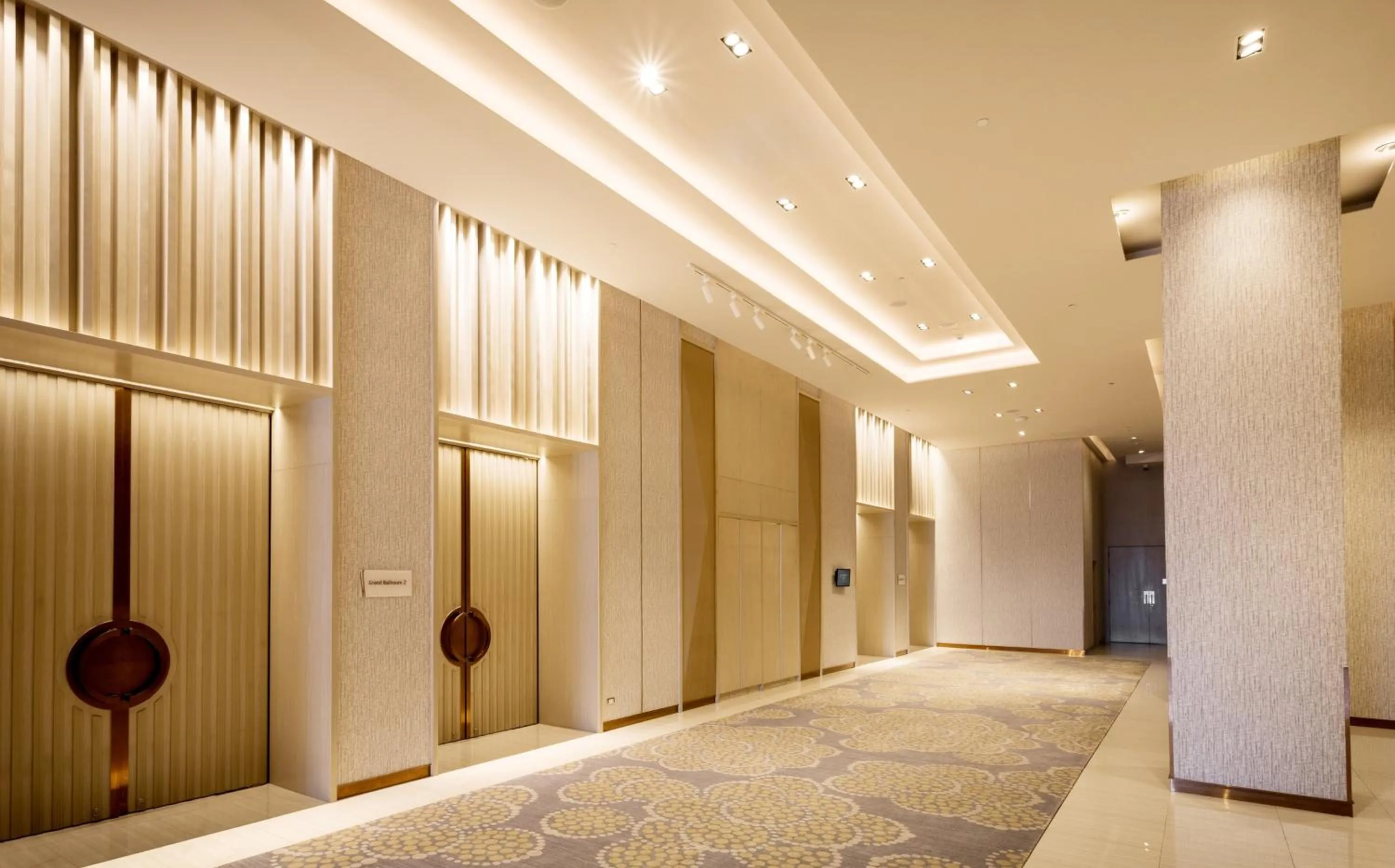 Meeting/conference room in Holiday Inn & Suites Rayong City Centre by IHG