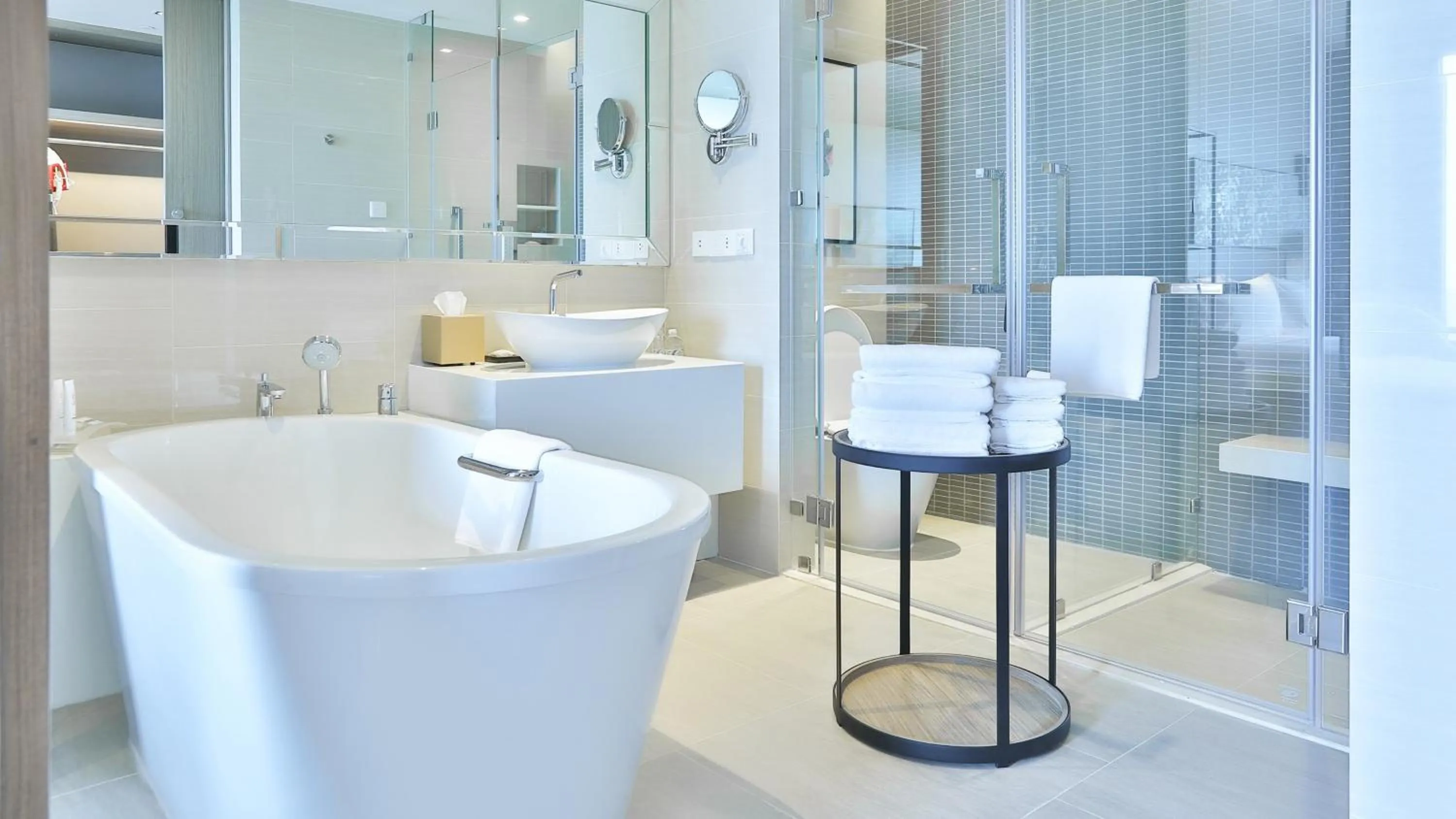 Bathroom in Holiday Inn & Suites Rayong City Centre by IHG
