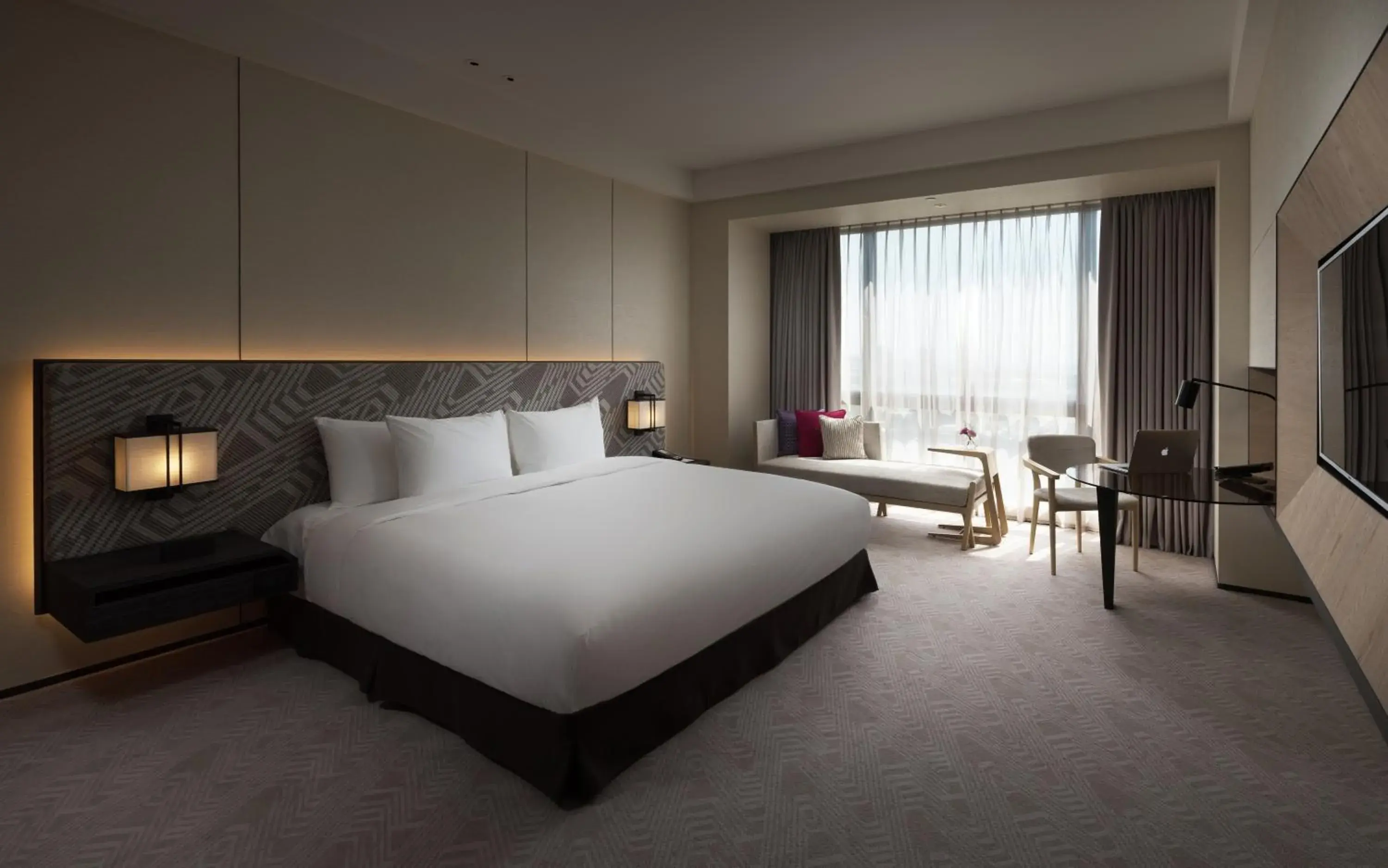 Standard King Room in Crowne Plaza Tainan by IHG Standard King Room in Crowne Plaza Tainan by IHG