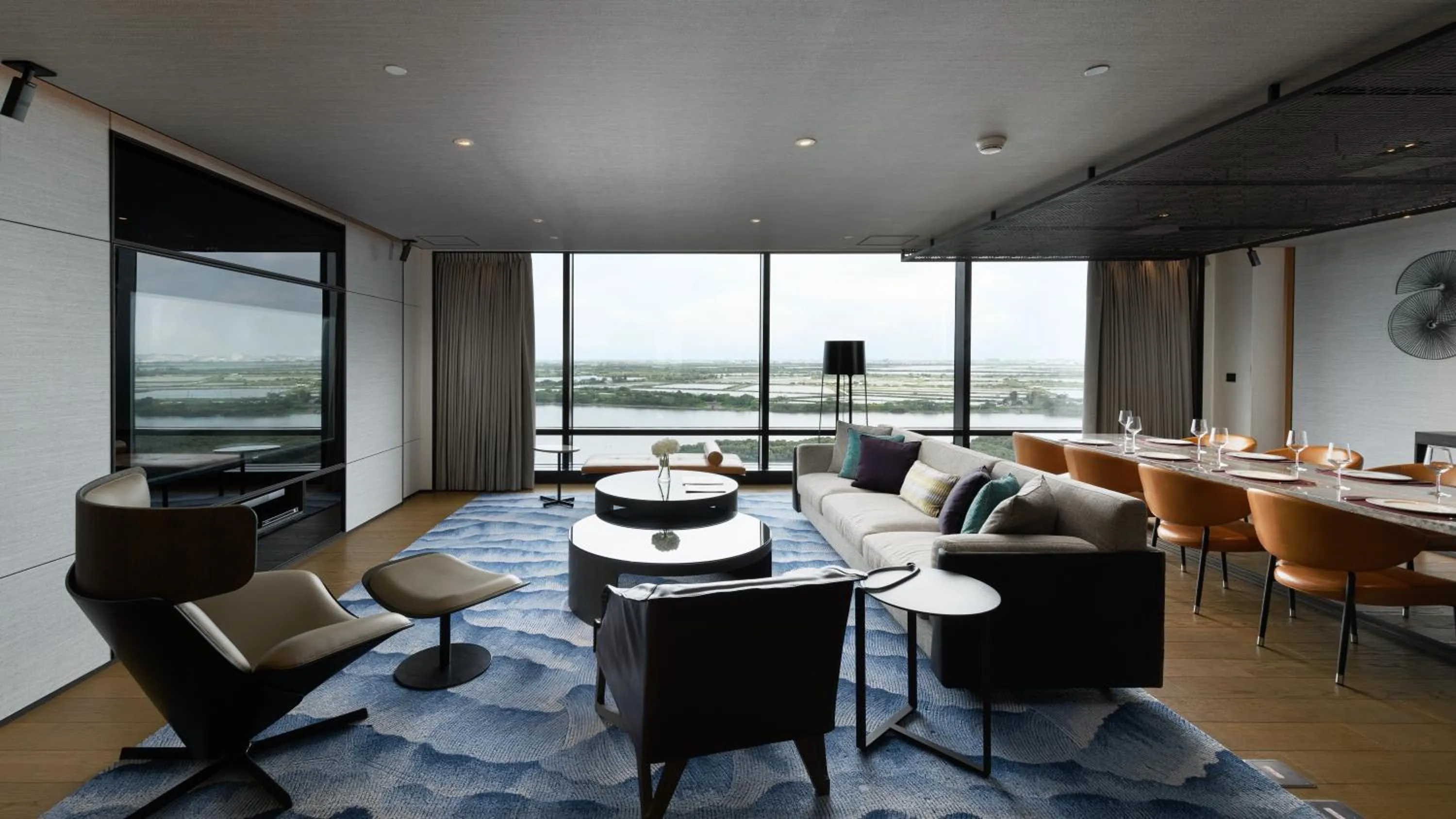 Bedroom in Crowne Plaza Tainan by IHG