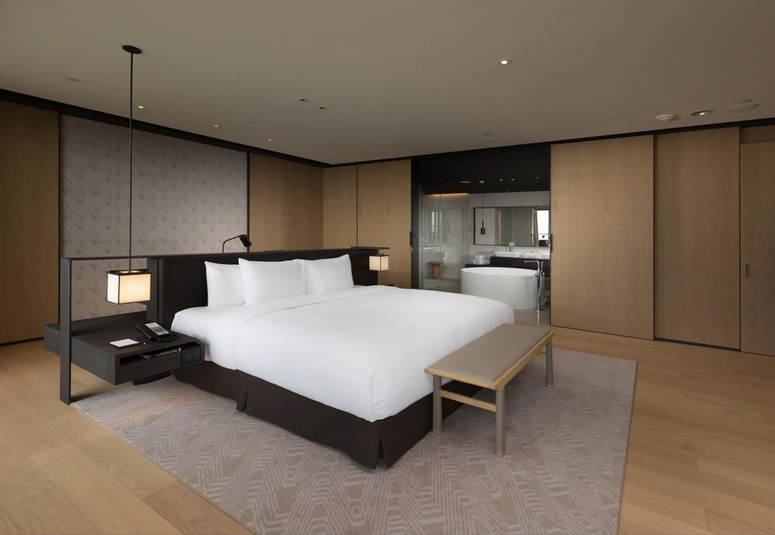 Bedroom, Bed in Crowne Plaza Tainan by IHG