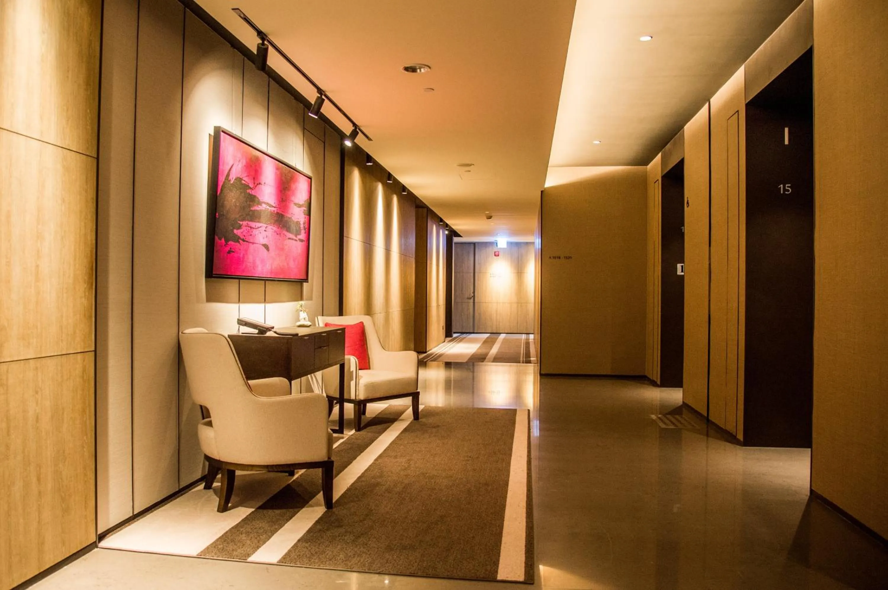 Lobby or reception in Crowne Plaza Tainan by IHG