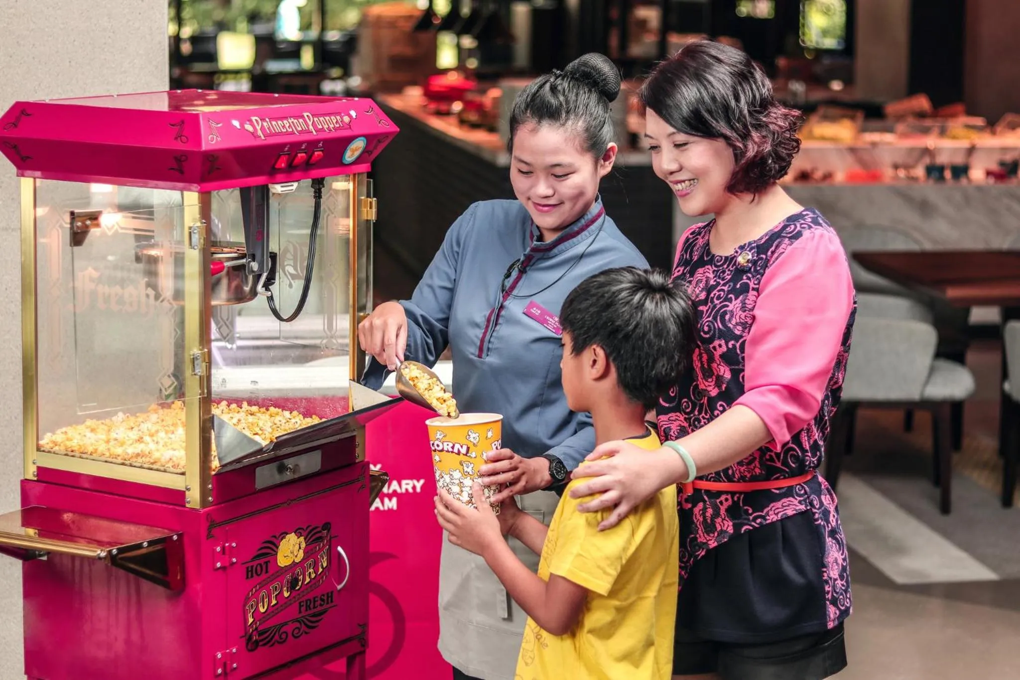 Restaurant/places to eat in Crowne Plaza Tainan by IHG