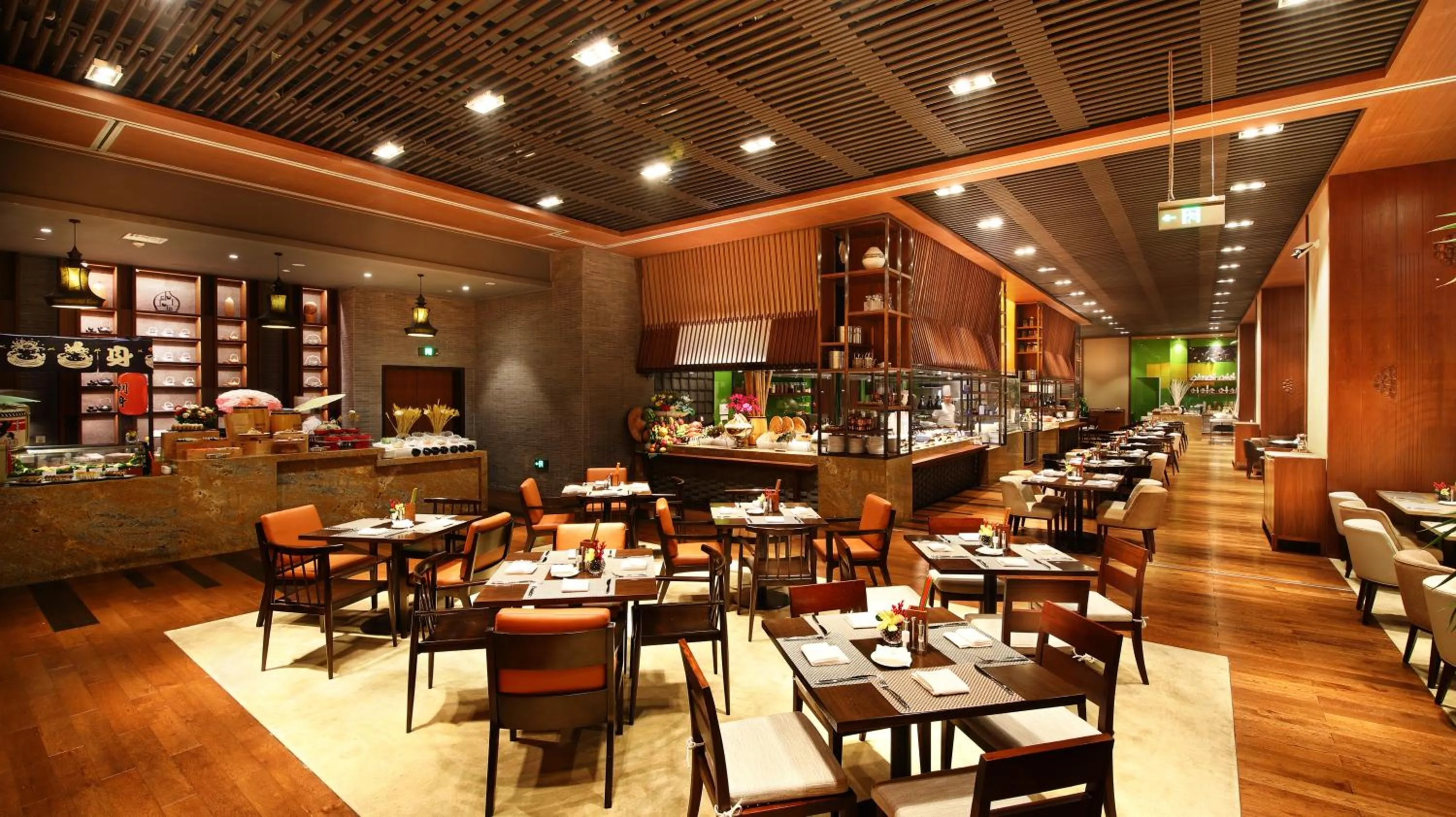 Restaurant/places to eat in HUALUXE Wuxi Taihu