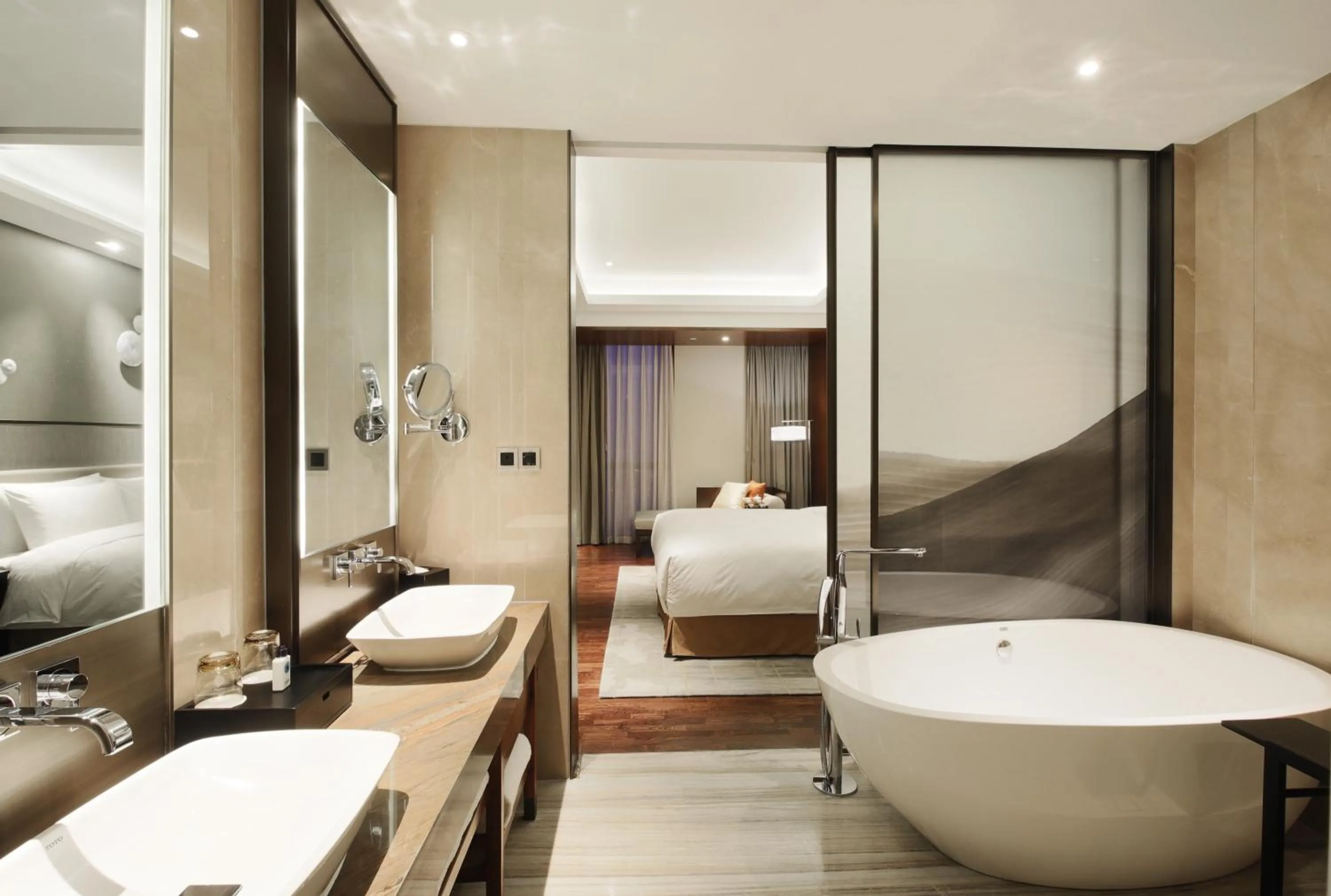 Bathroom in HUALUXE Wuxi Taihu