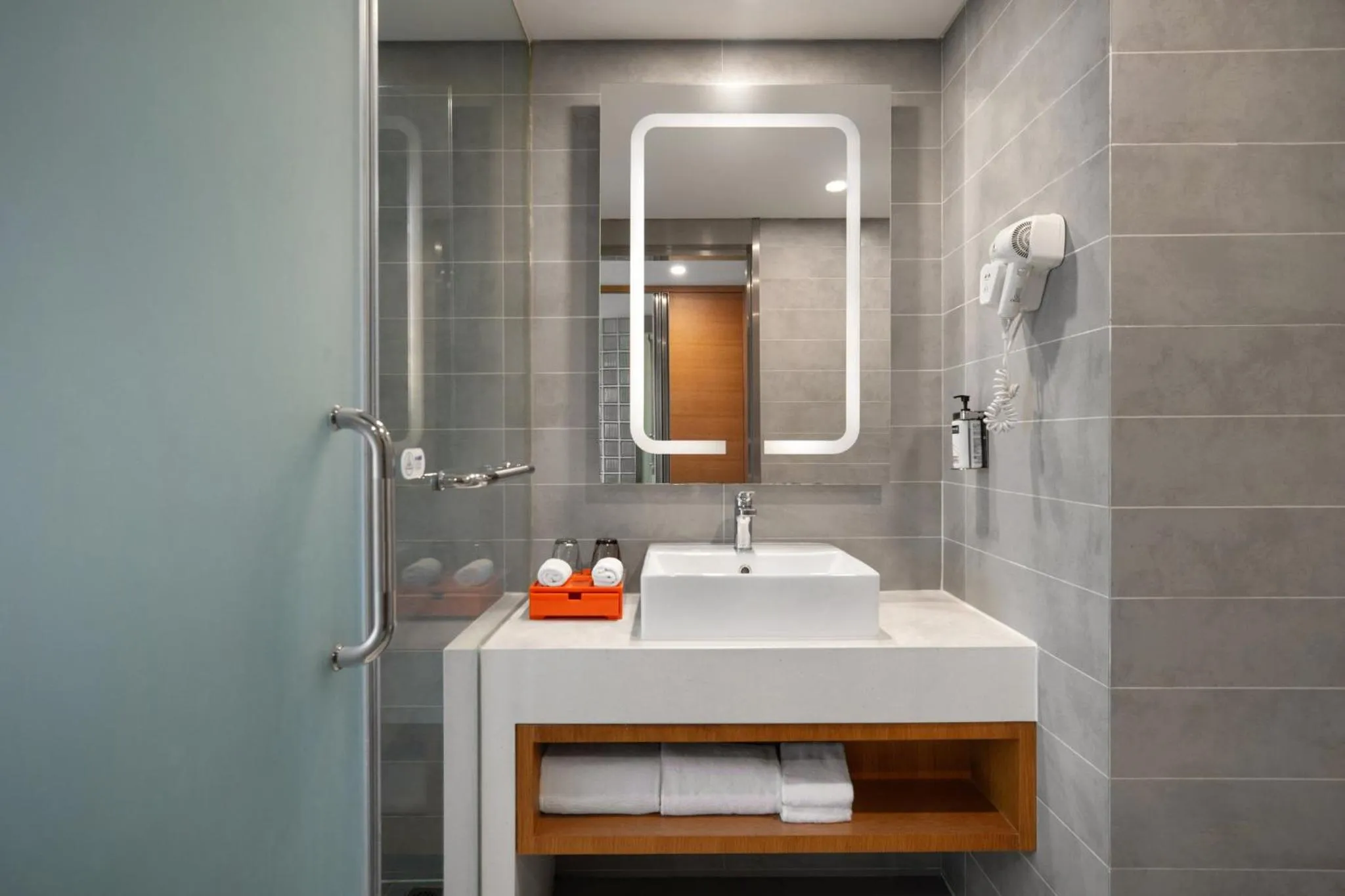 Photo of the whole room in Holiday Inn Express Chengdu Airport Zone Shuangliu International Airport