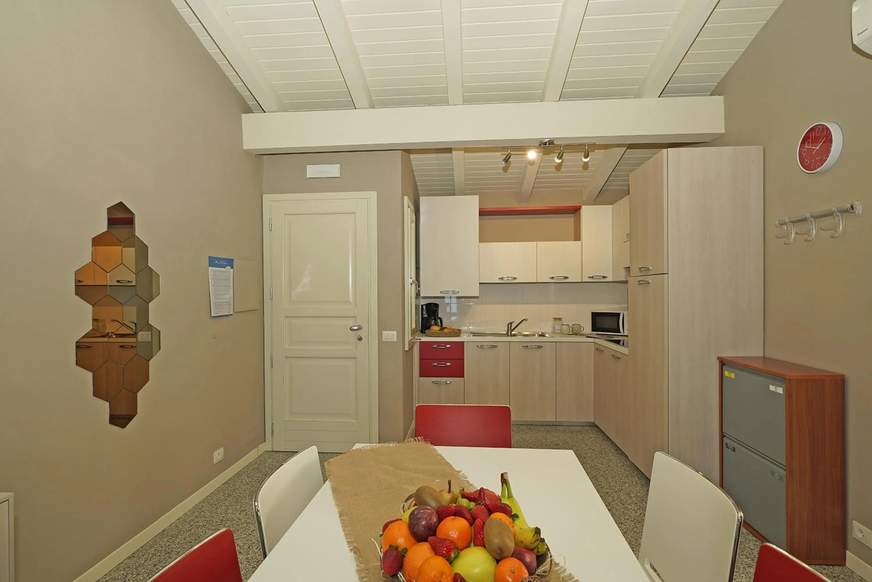 kitchen in Onda Blu Resort