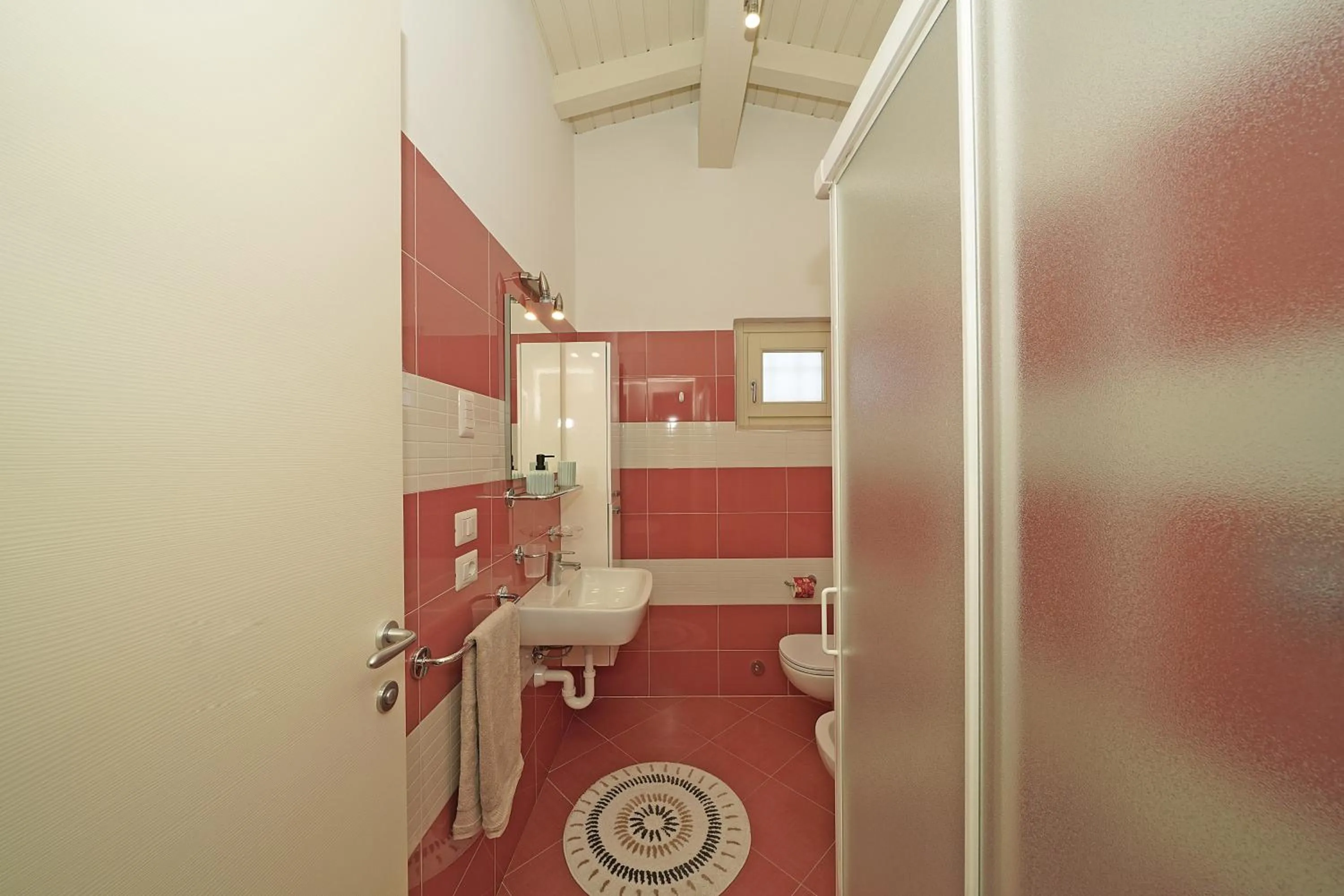 Bathroom in Onda Blu Resort