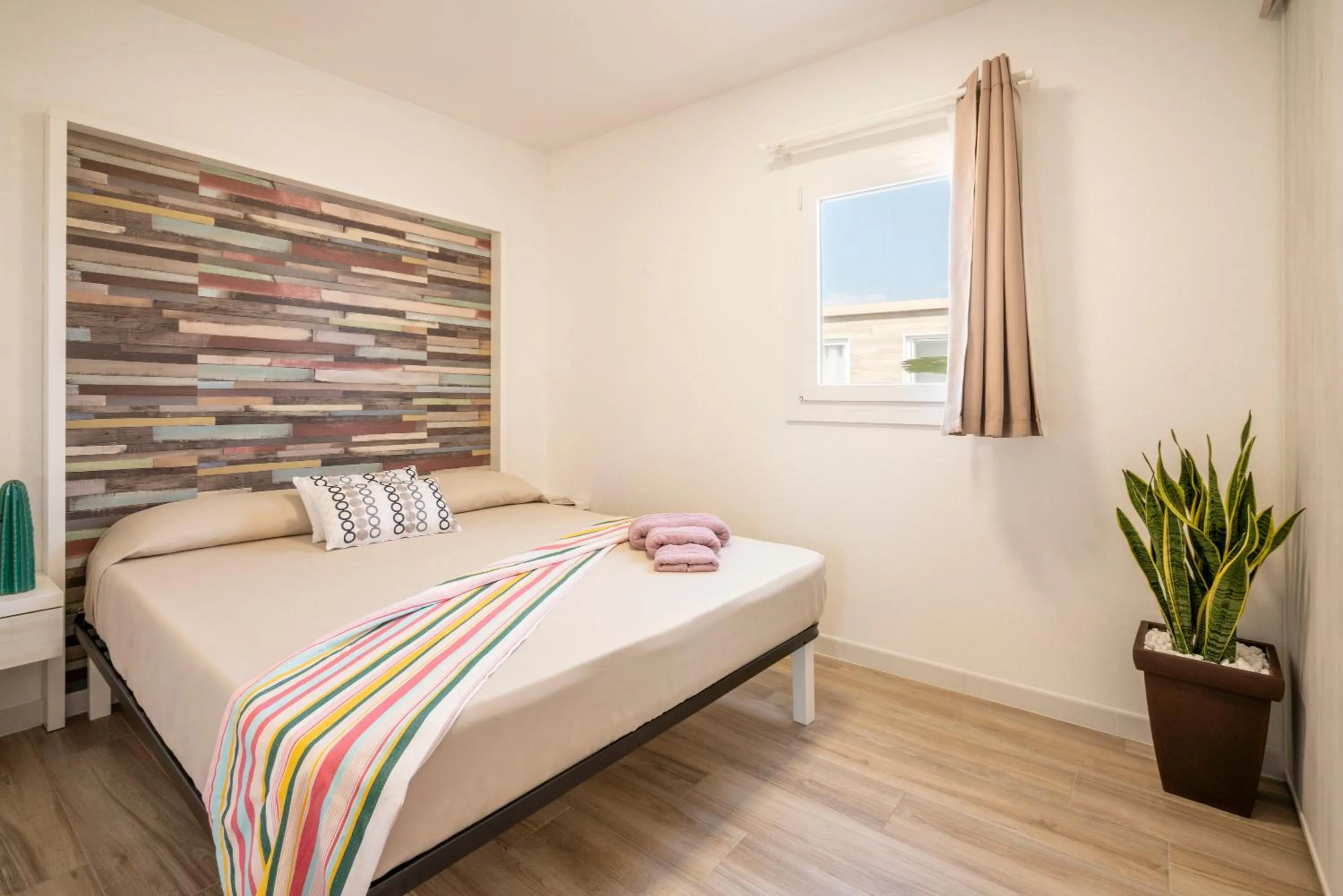 Bedroom, Bed in Onda Blu Resort