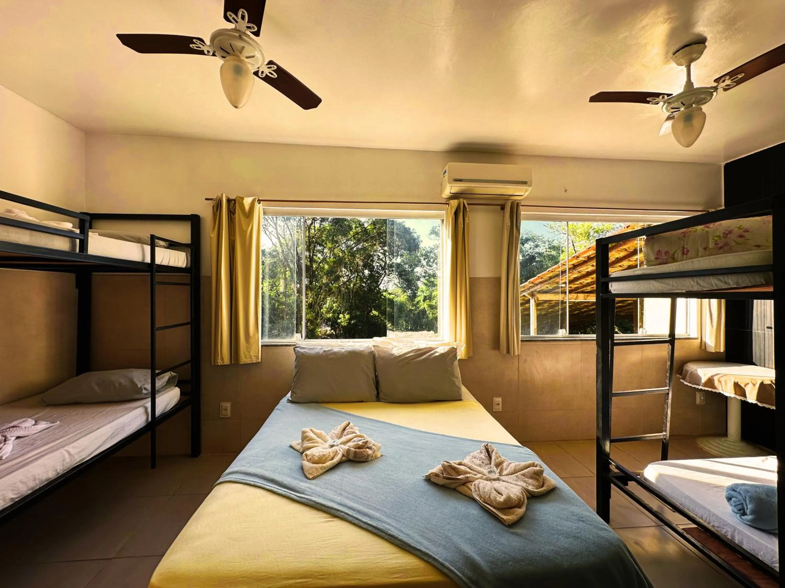 Bed in Mata Virgem Hostel e Pousada