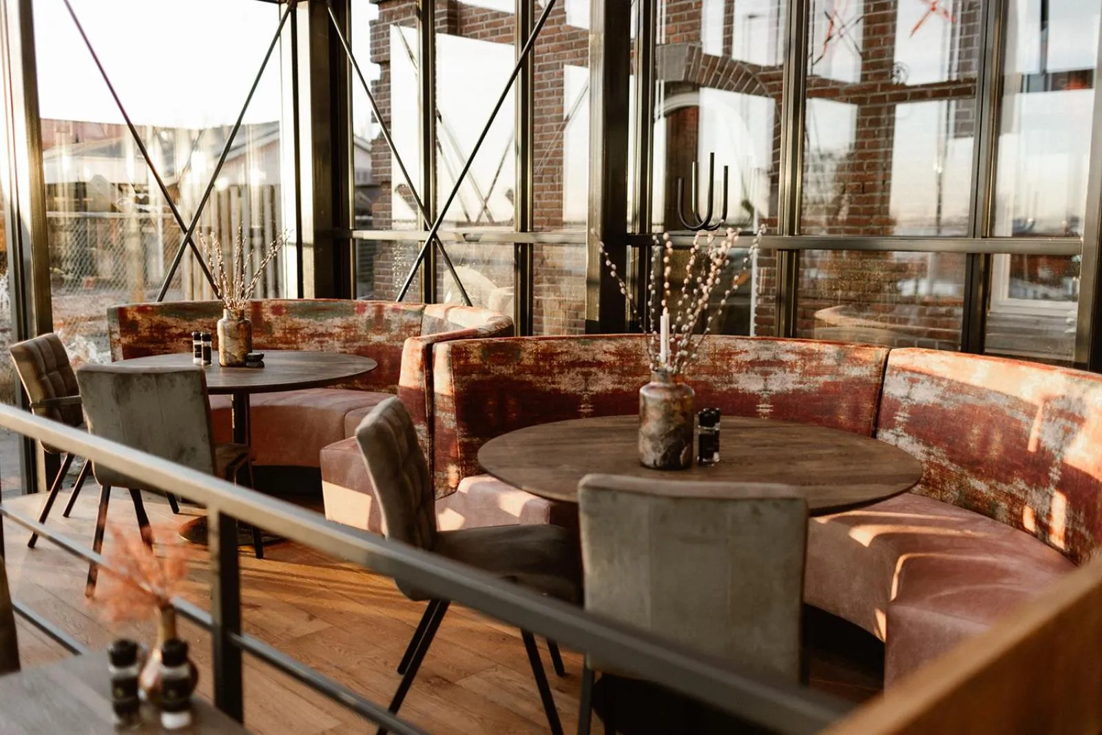 Restaurant/places to eat in Hotel Amerika