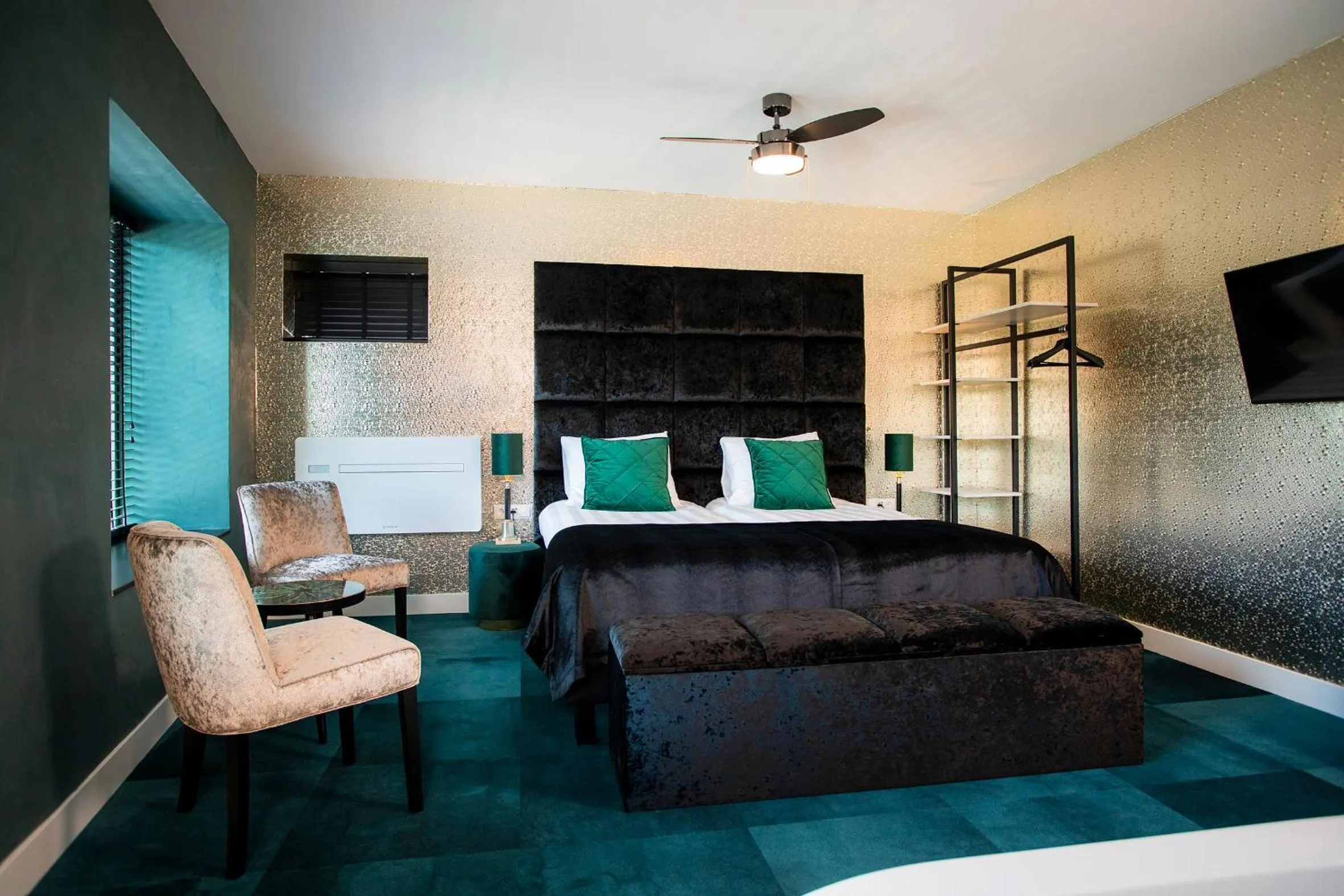 Photo of the whole room, Bed in Hotel Amerika