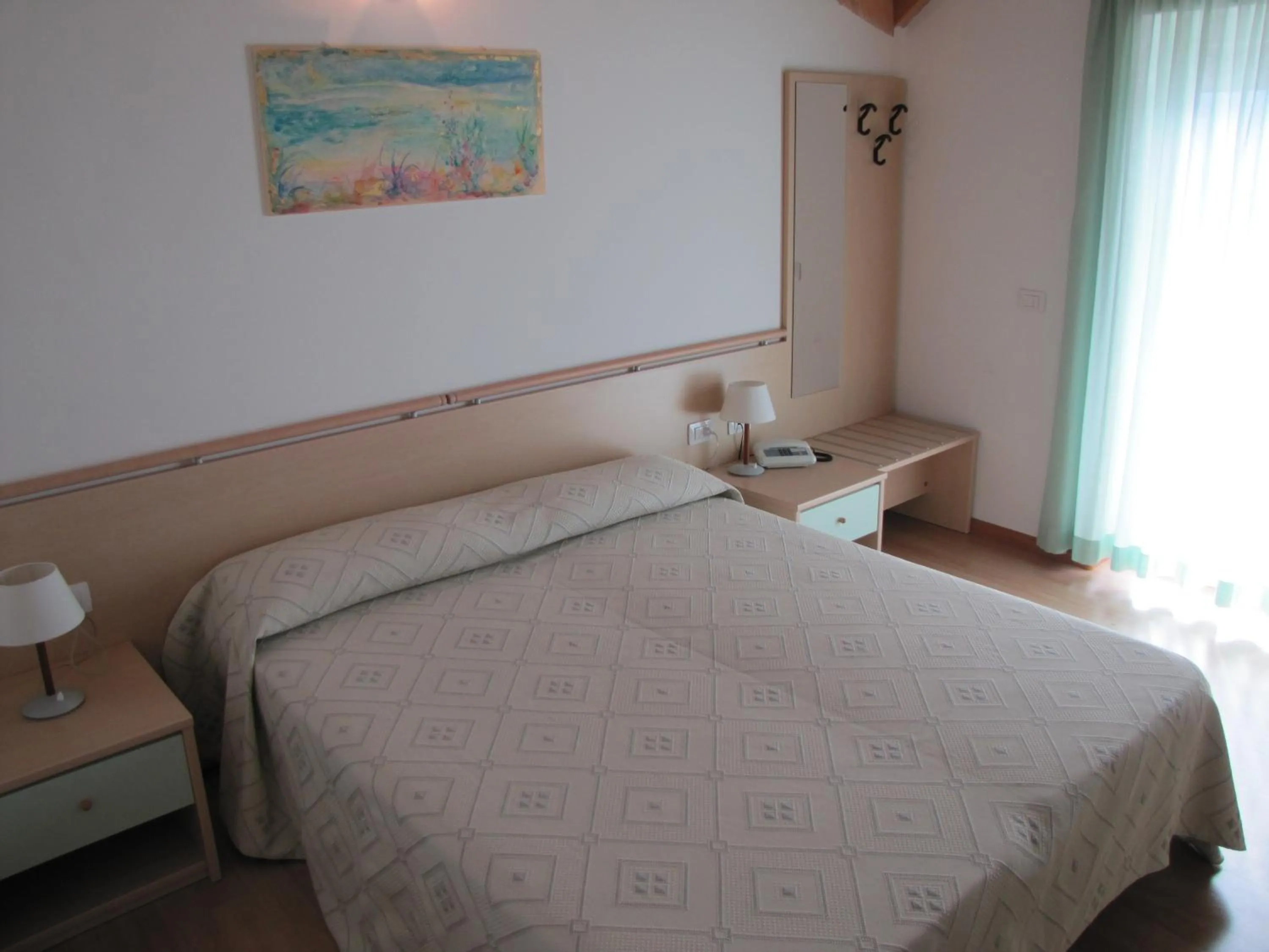 Day, Bed in Hotel Scaranò