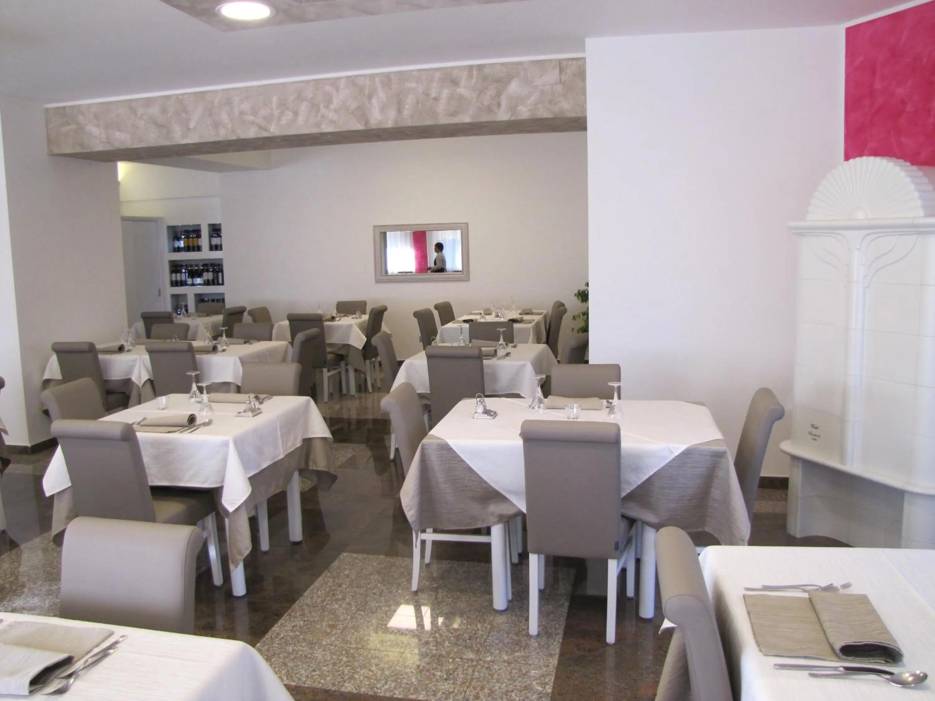 Restaurant/places to eat in Hotel Scaranò