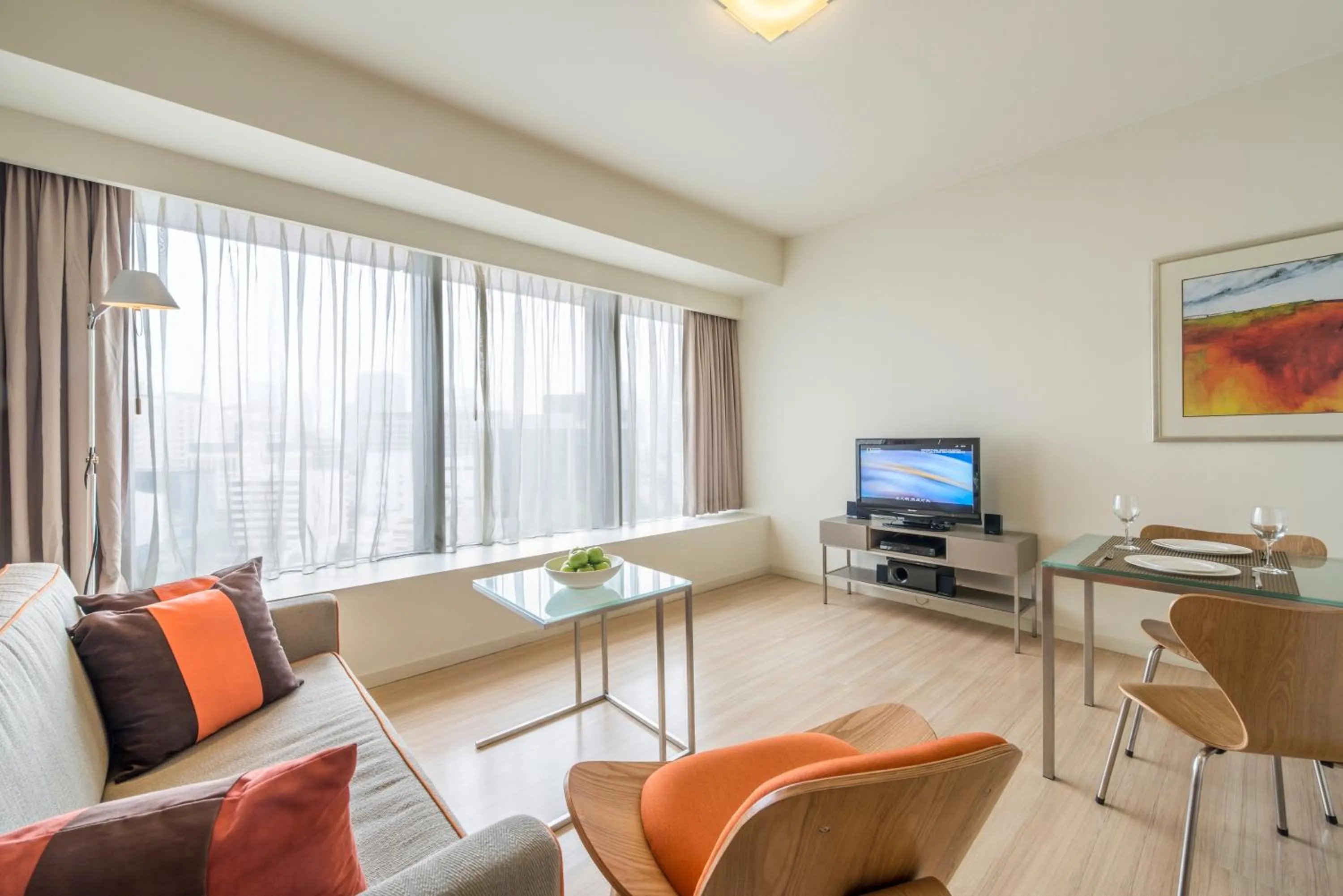 Day, Lounge/Bar in Citadines Mount Sophia Singapore