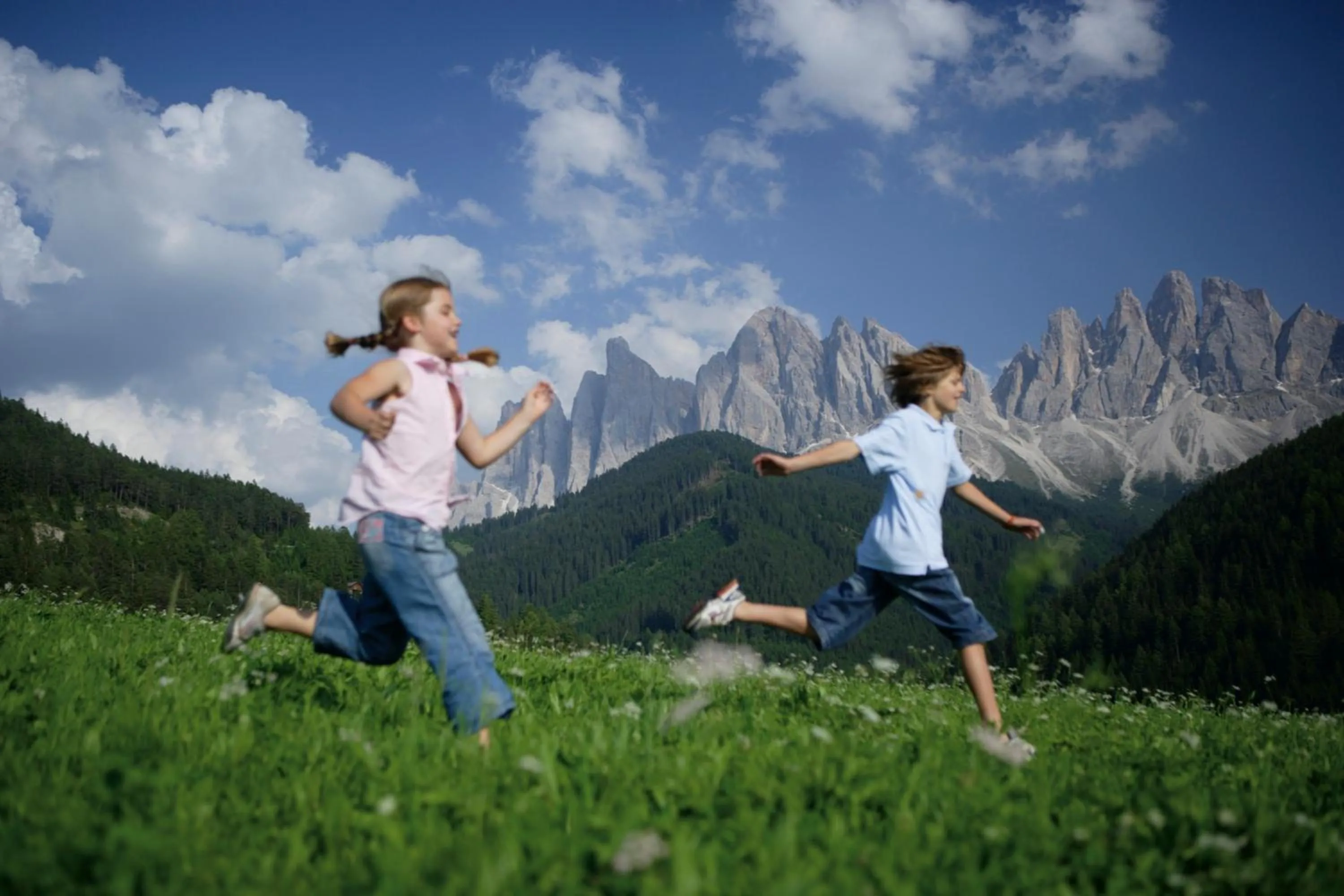 People in Hotel Falken