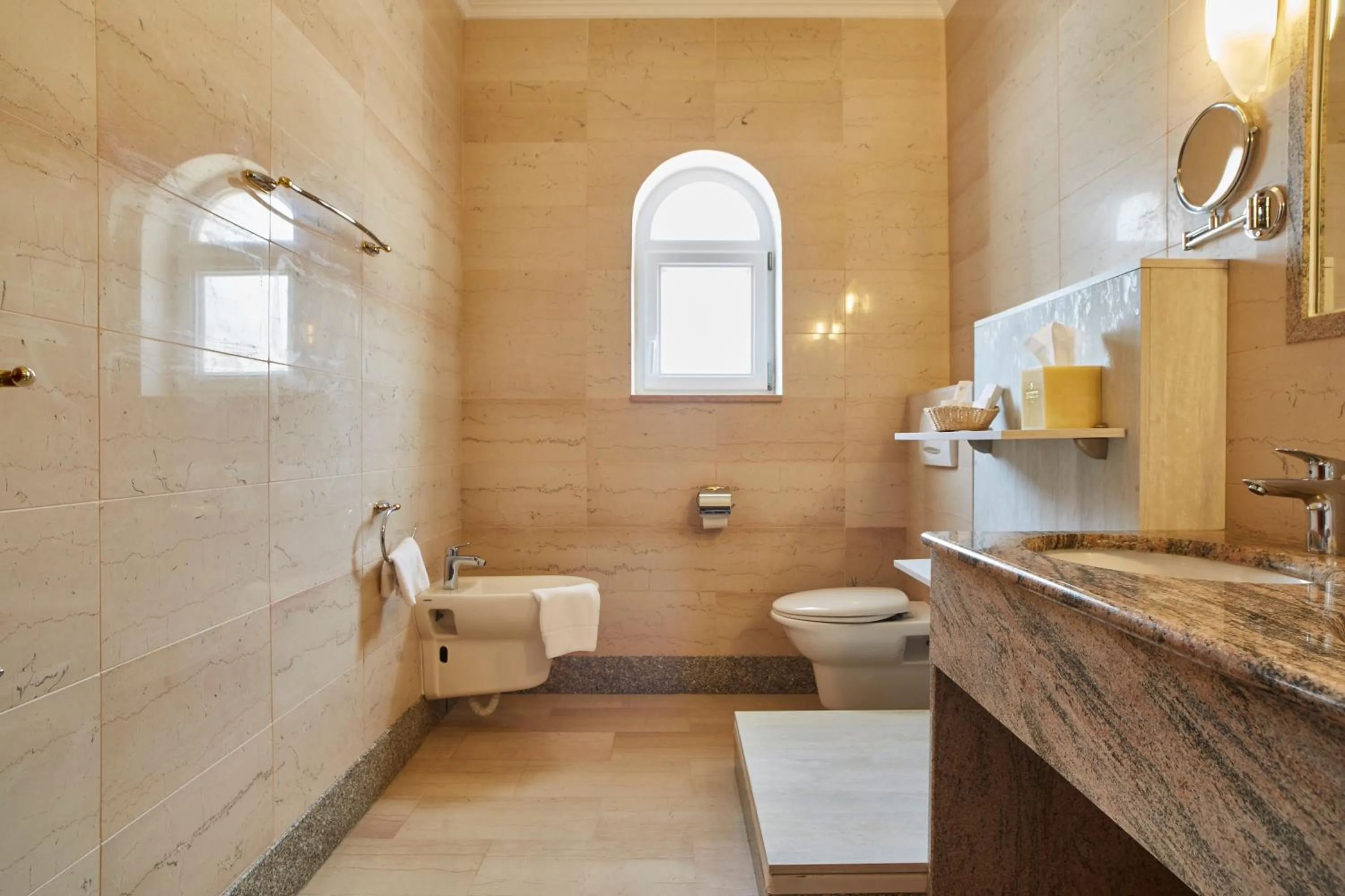 Toilet in Grand Hotel Palladium Santa Eulalia del Rio