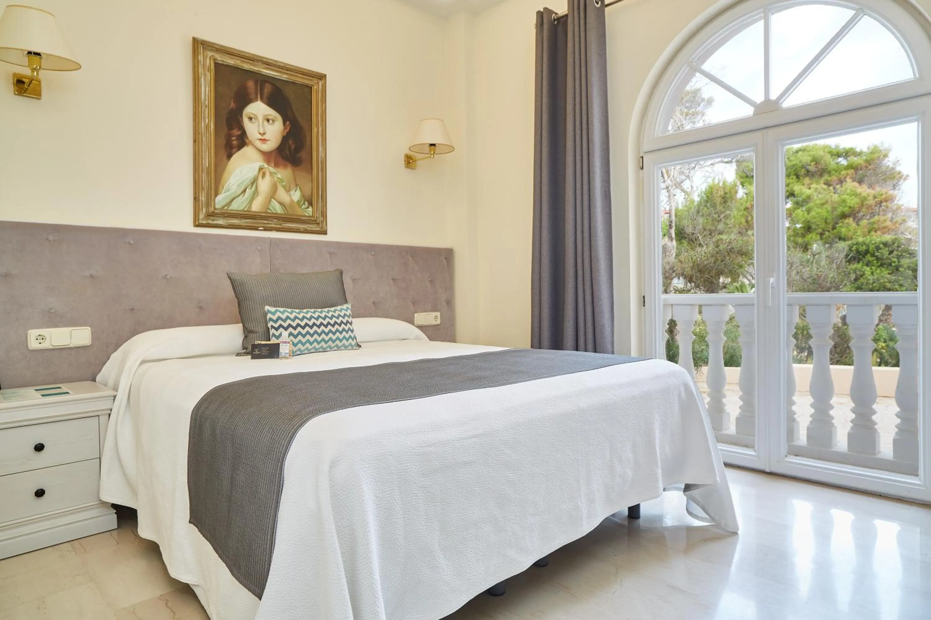 Bedroom, Bed in Grand Hotel Palladium Santa Eulalia del Rio