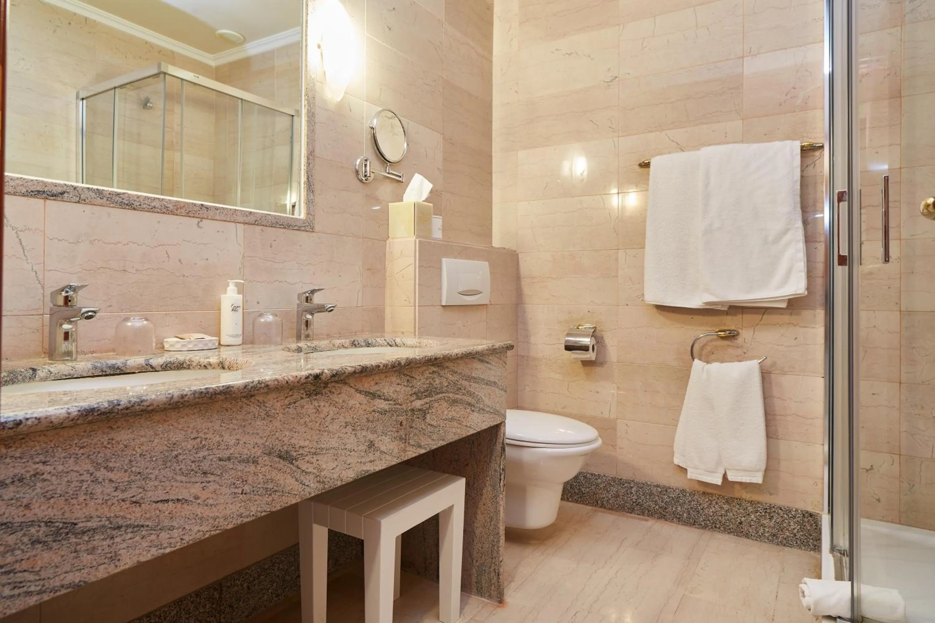 Bathroom in Grand Hotel Palladium Santa Eulalia del Rio