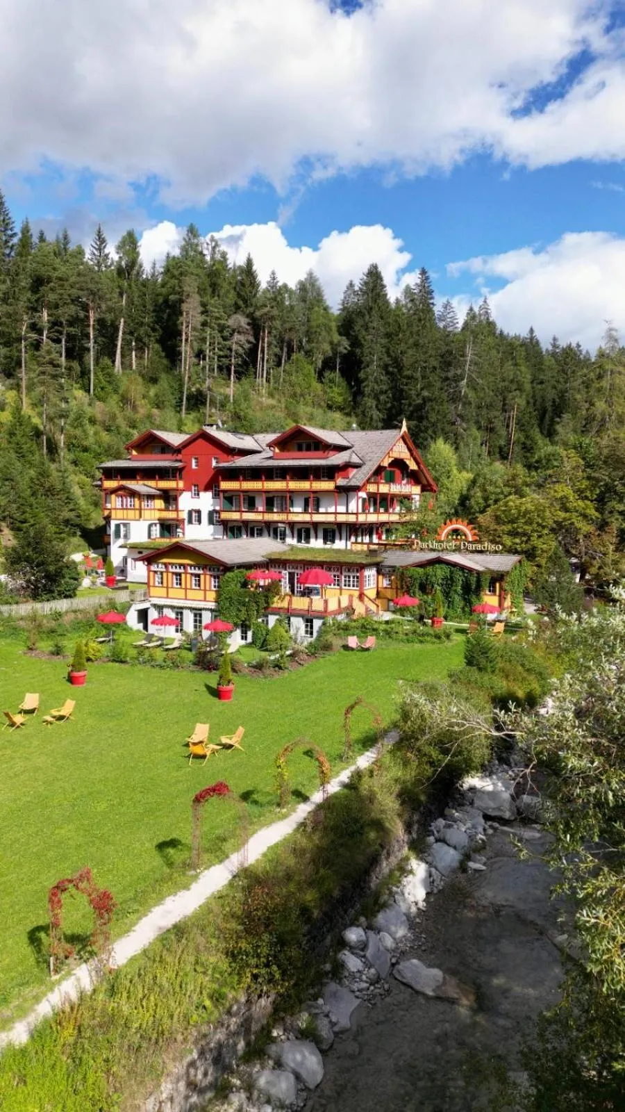 Property building in Parkhotel Sole Paradiso