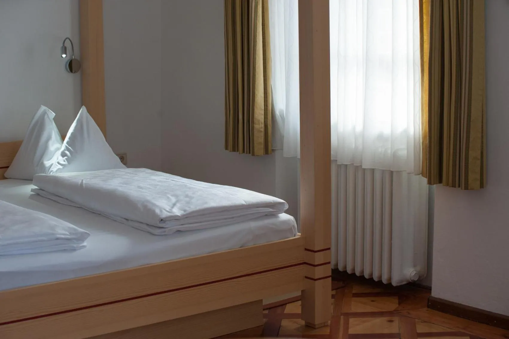 Decorative detail, Bed in Parkhotel Sole Paradiso