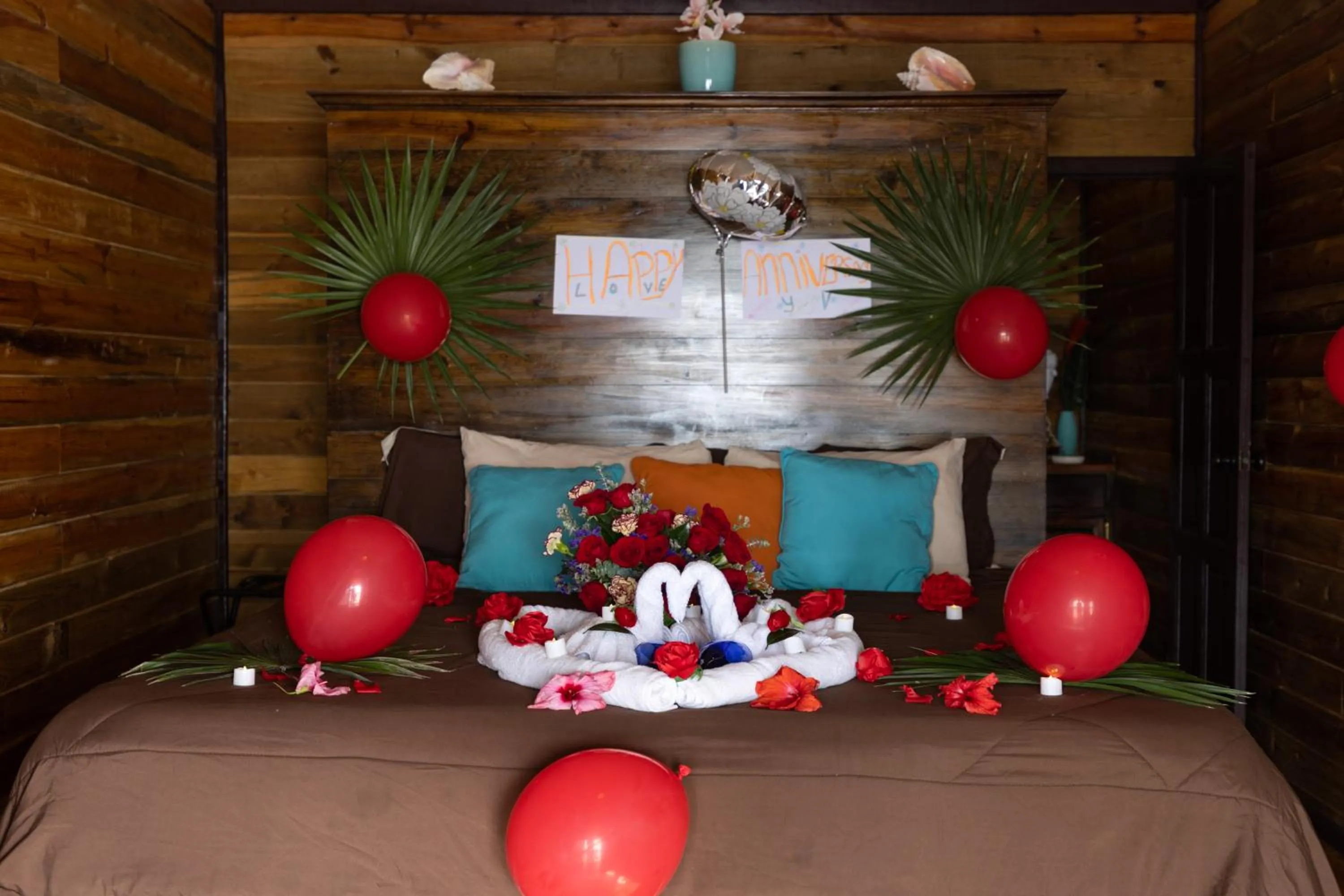 Decorative detail, Bed in Lina Point Belize Overwater Resort