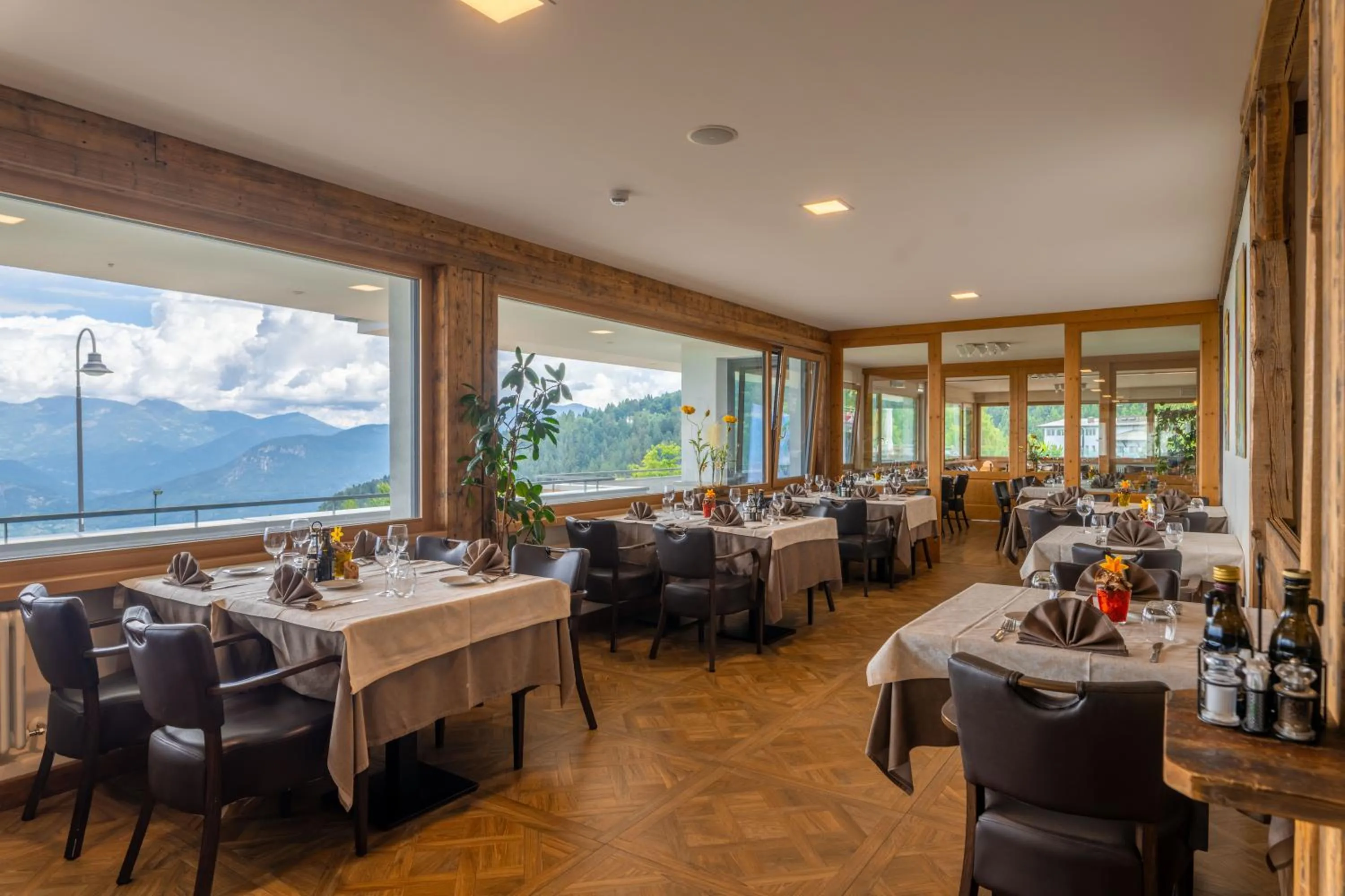 Restaurant/places to eat in Hotel Monte Bondone