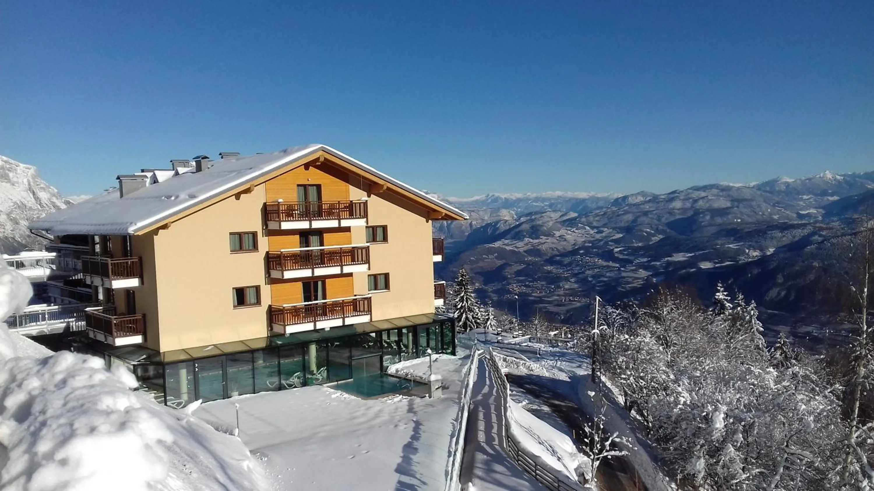 Property building in Hotel Monte Bondone